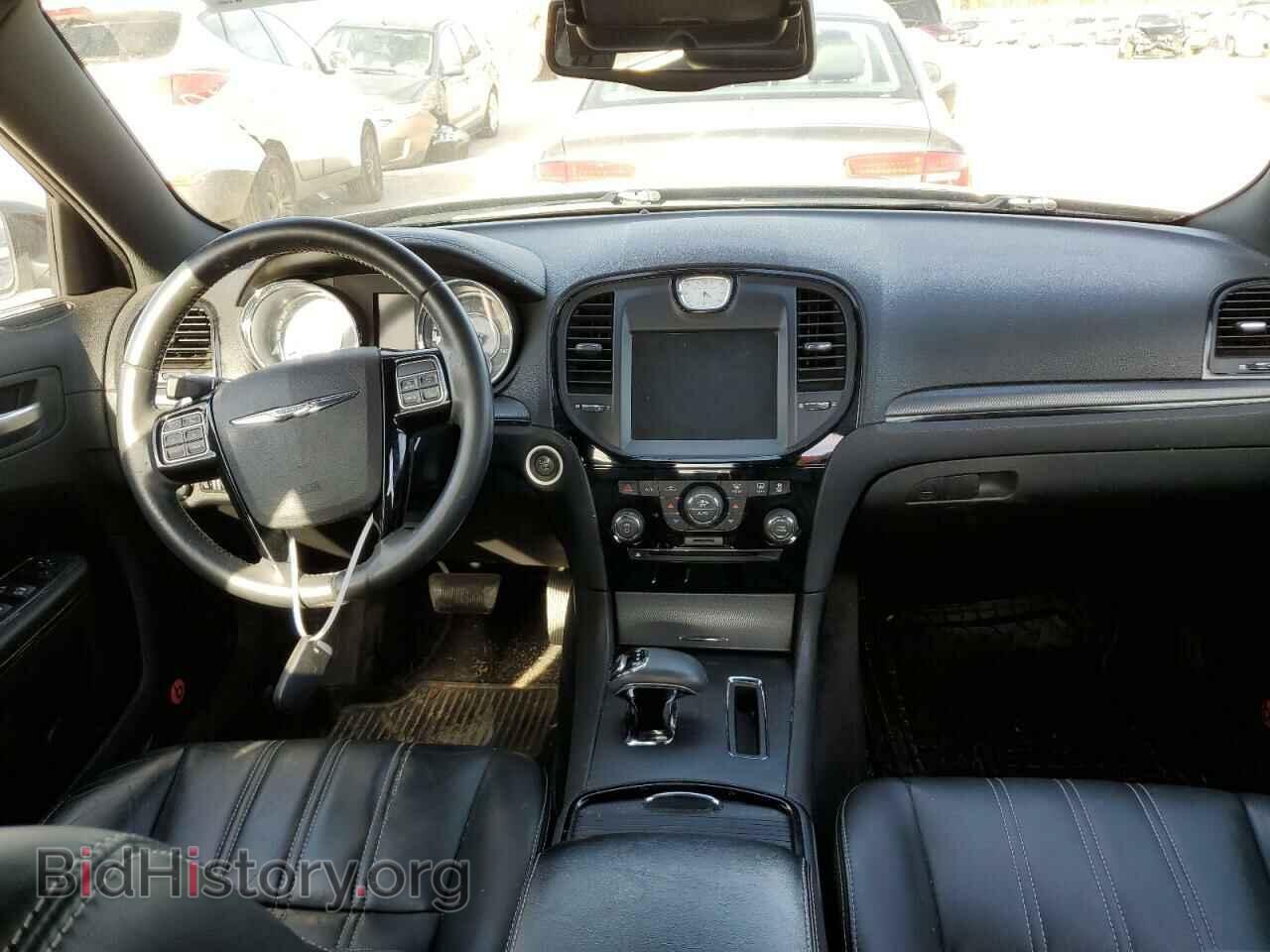 2013 CHRYSLER 300 - VIN: 2C3CCABG7DH611072 - Фото 8