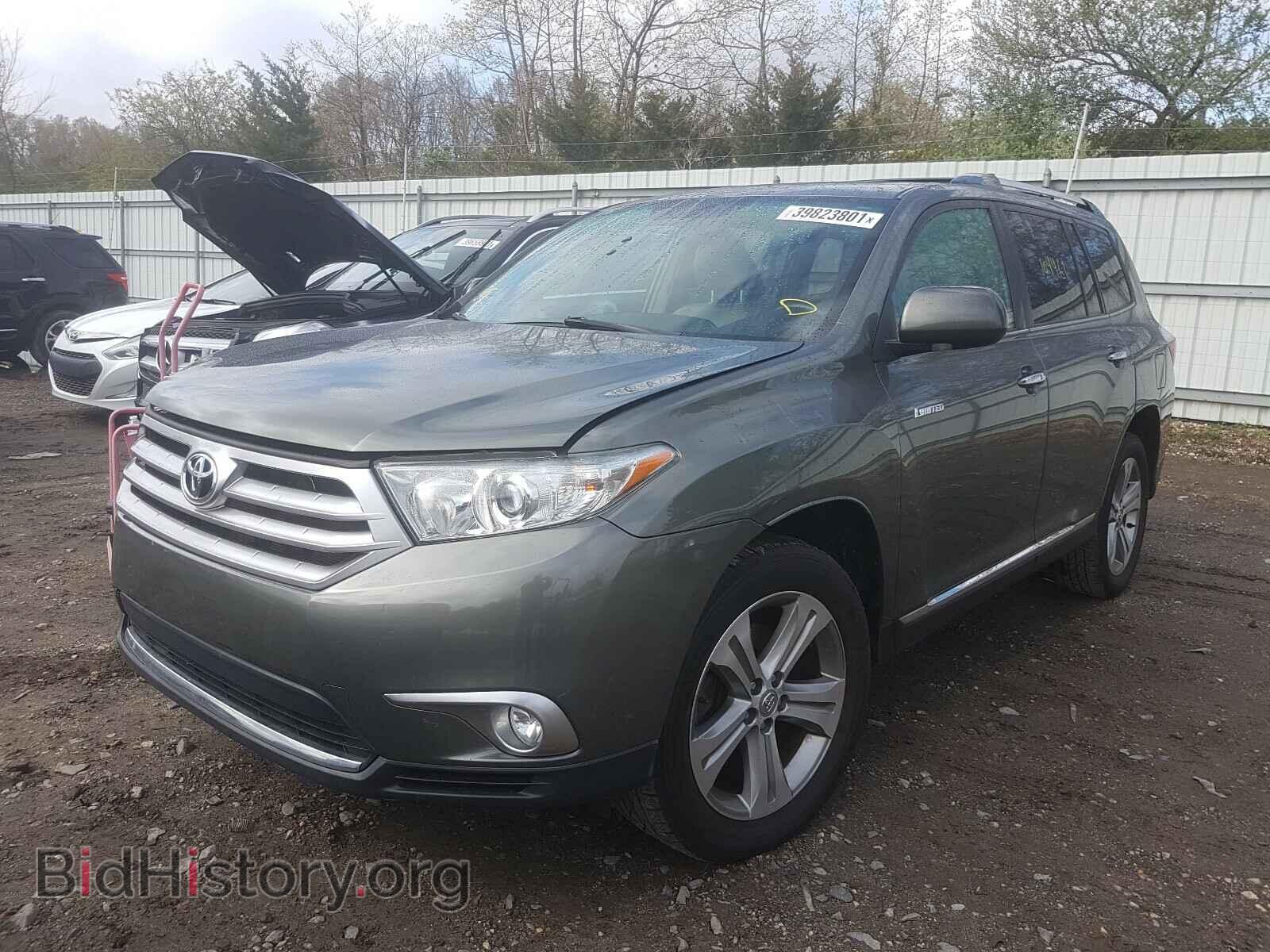 2011 TOYOTA HIGHLANDER - VIN: 5TDDK3EH3BS075741 - Фото 2