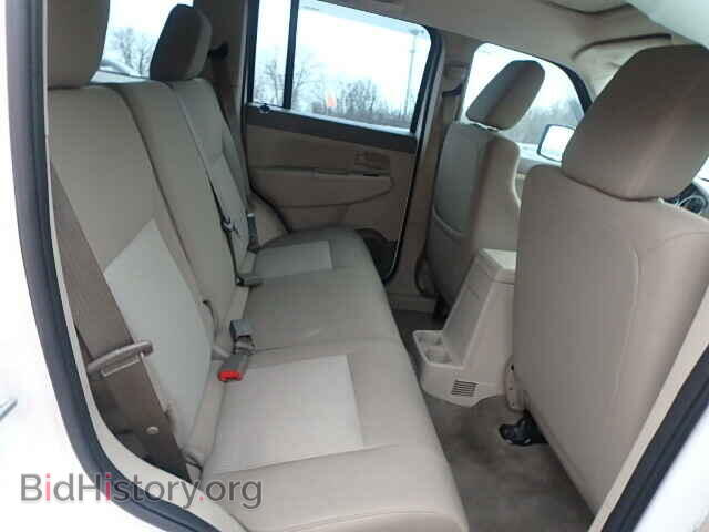 2008 JEEP LIBERTY - VIN: 1J8GN28K68W202067 - Фото 6