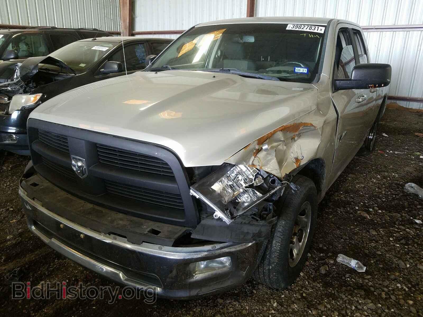2010 DODGE RAM 1500 - VIN: 1D7RB1GP6AS209149 - Фото 2