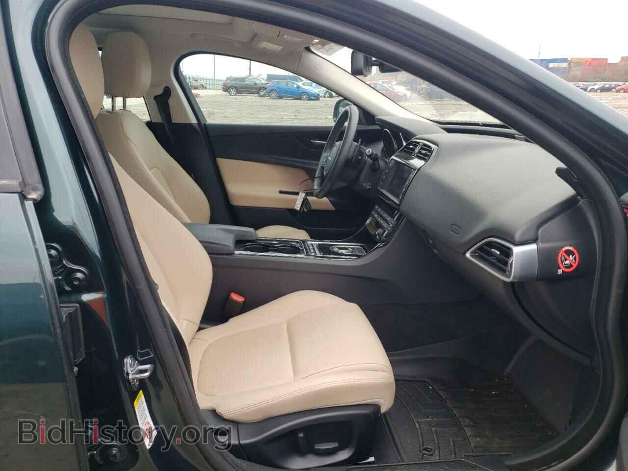 2017 JAGUAR XE - VIN: SAJAD4BV2HA968374 - Фото 5