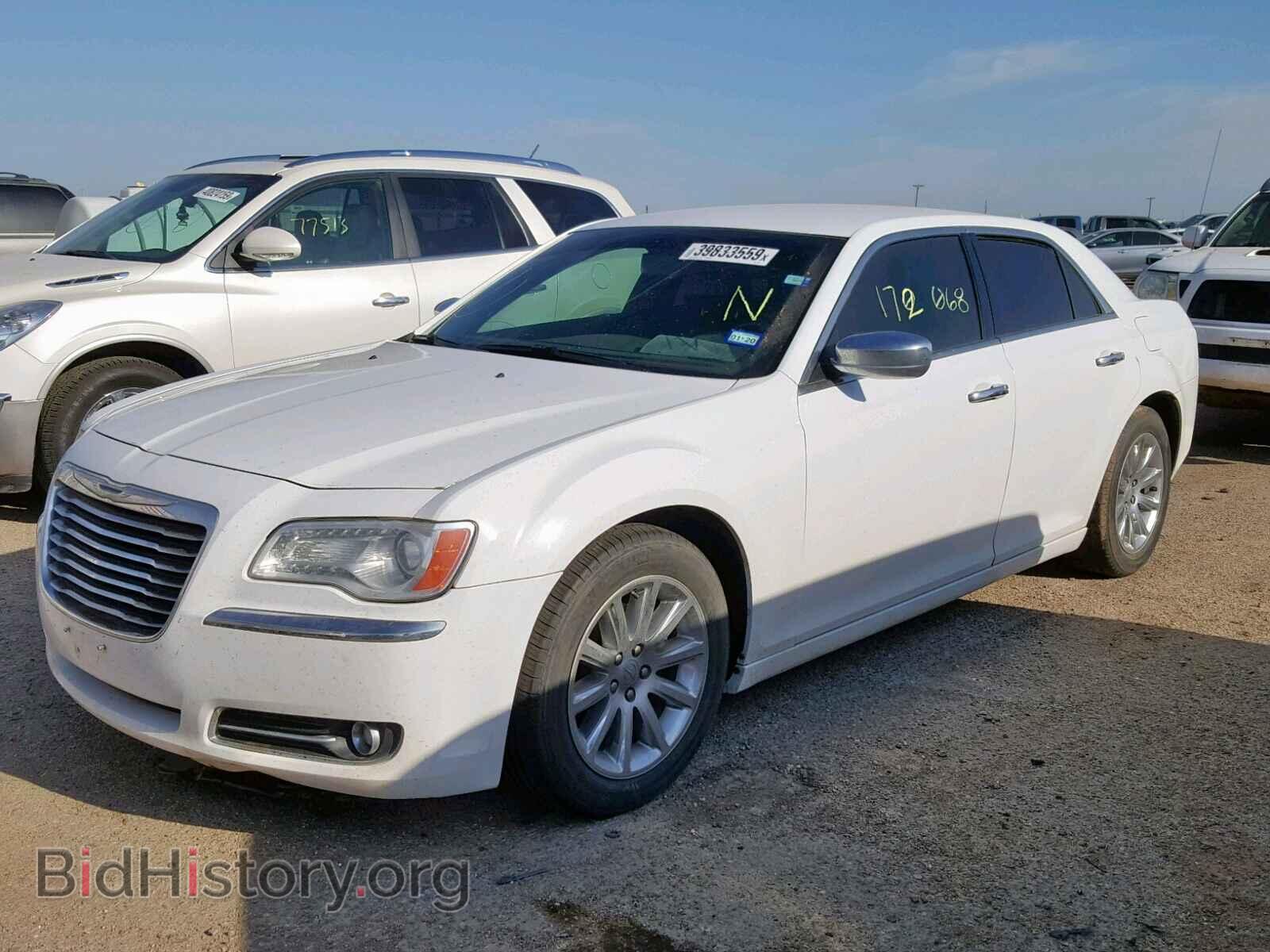 2012 CHRYSLER 300 - VIN: 2C3CCACG4CH250297 - Фото 2