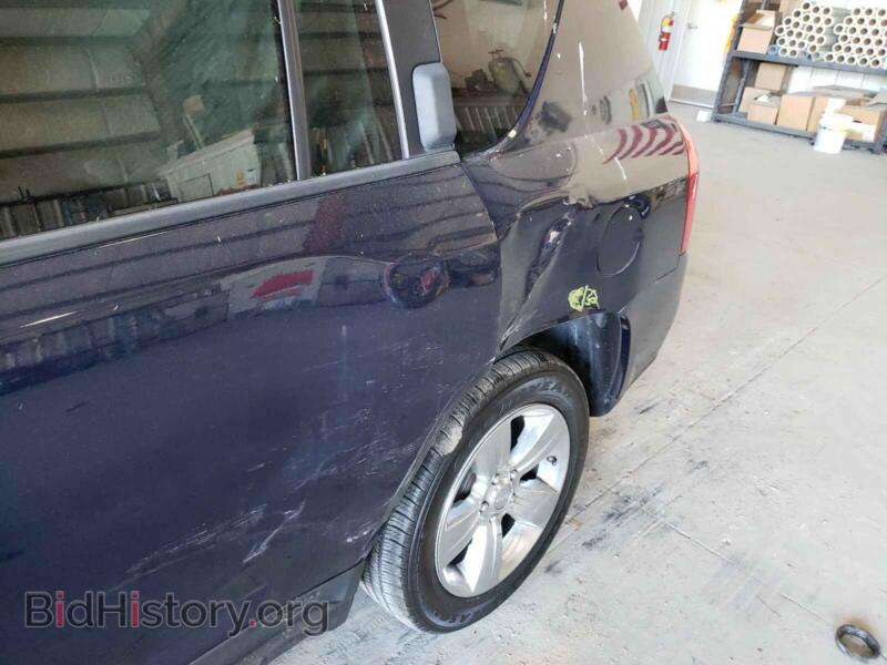 2012 Jeep COMPASS (VIN 1C4NJCEB5CD634125) — photo 9 of 10