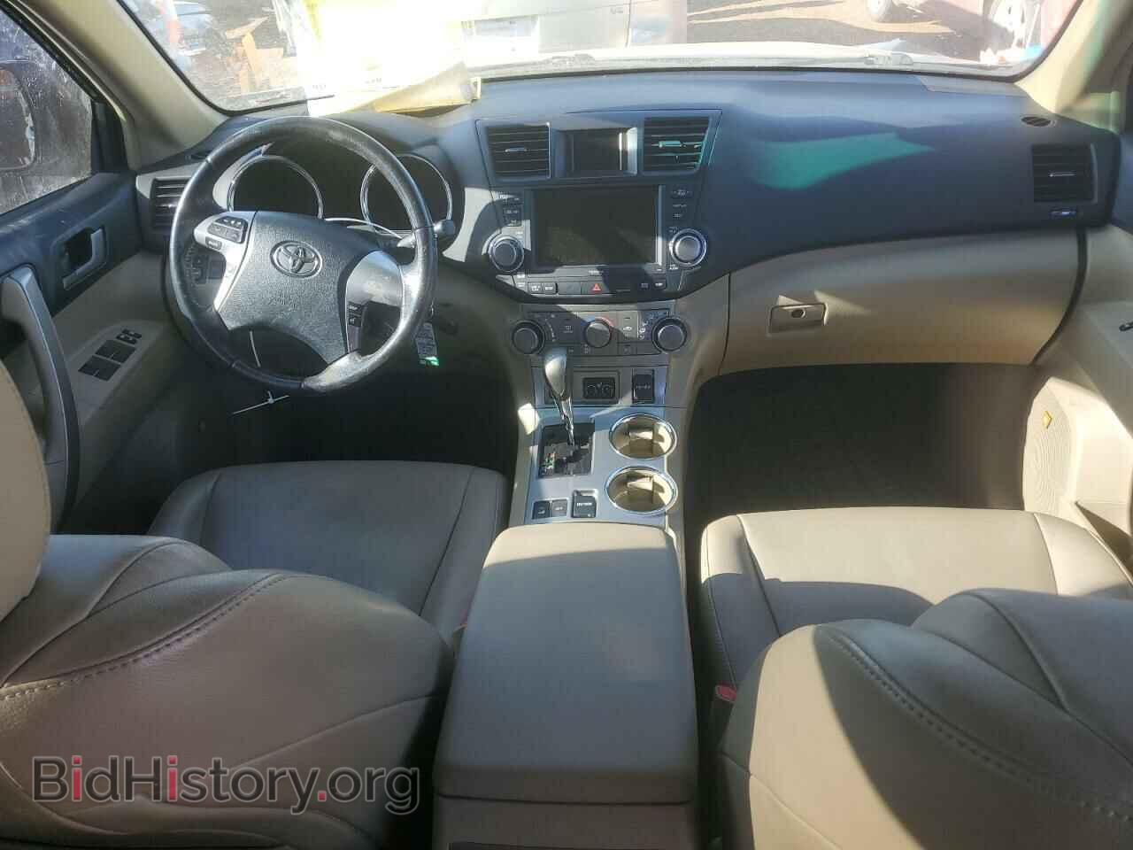2011 TOYOTA HIGHLANDER - VIN: 5TDBK3EH2BS048294 - Фото 8