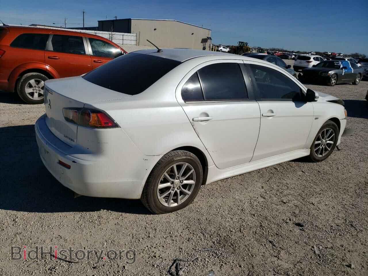 2016 MITSUBISHI LANCER - VIN: JA32U2FU5GU010849 - Фото 3