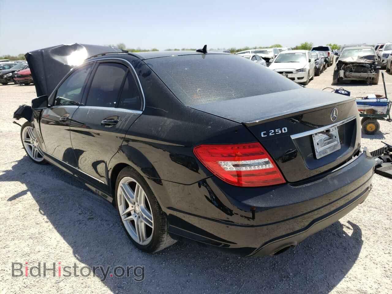 2012 MERCEDES-BENZ C-CLASS - VIN: WDDGF4HB5CA679584 - Фото 3