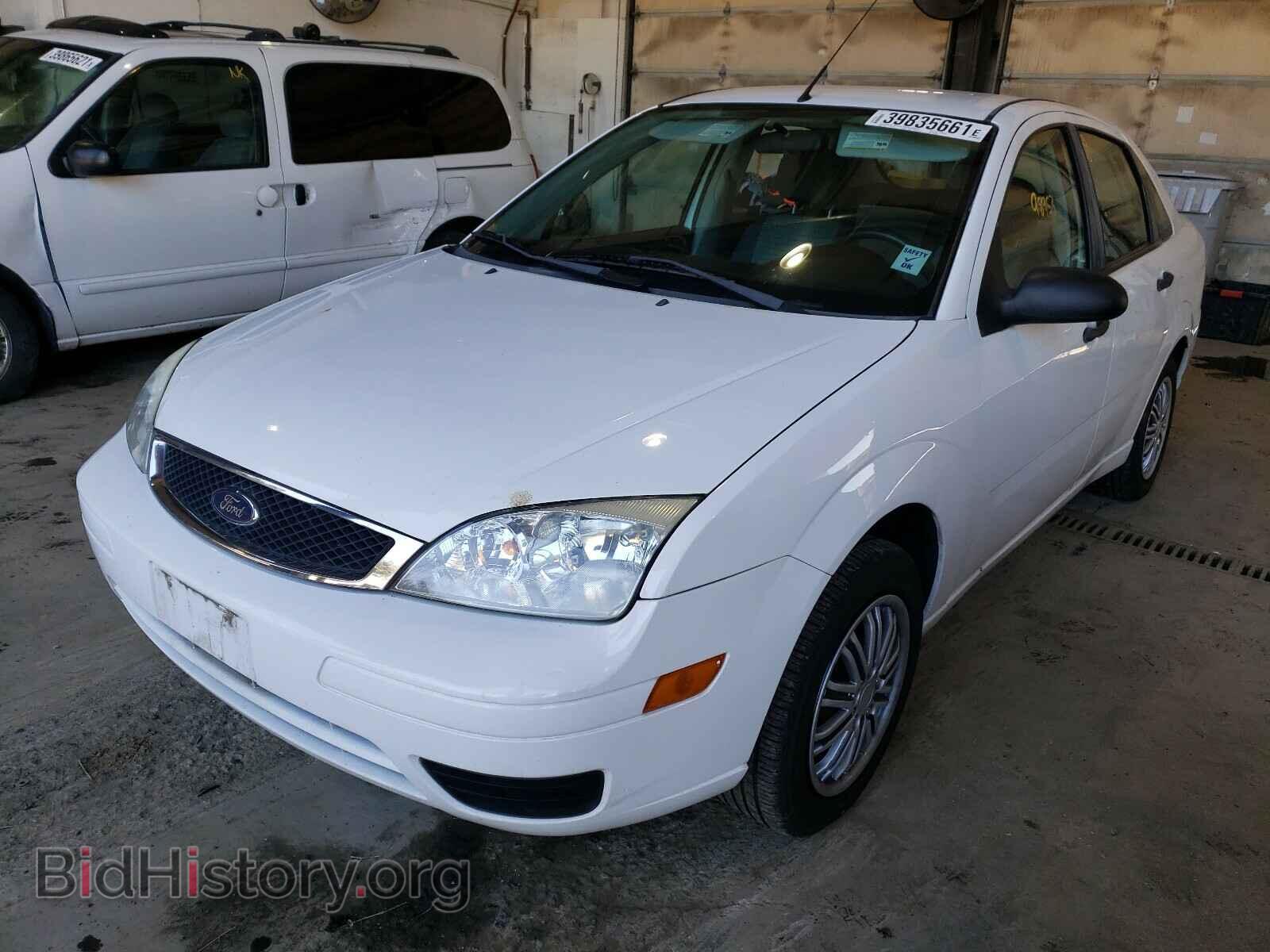 2007 FORD FOCUS - VIN: 1FAFP34N37W282080 - Фото 2