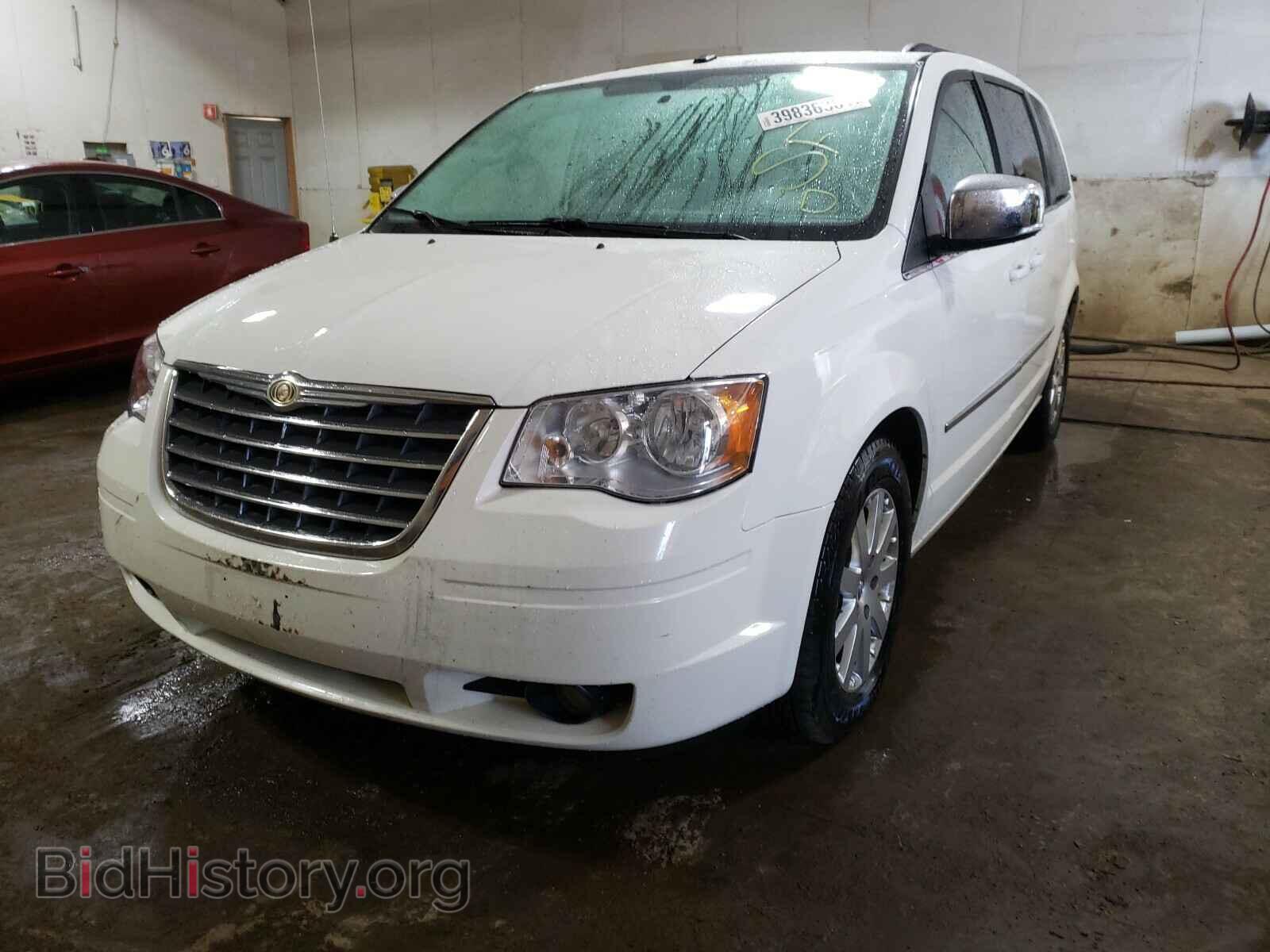2010 CHRYSLER MINIVAN - VIN: 2A4RR5DX2AR148234 - Фото 2