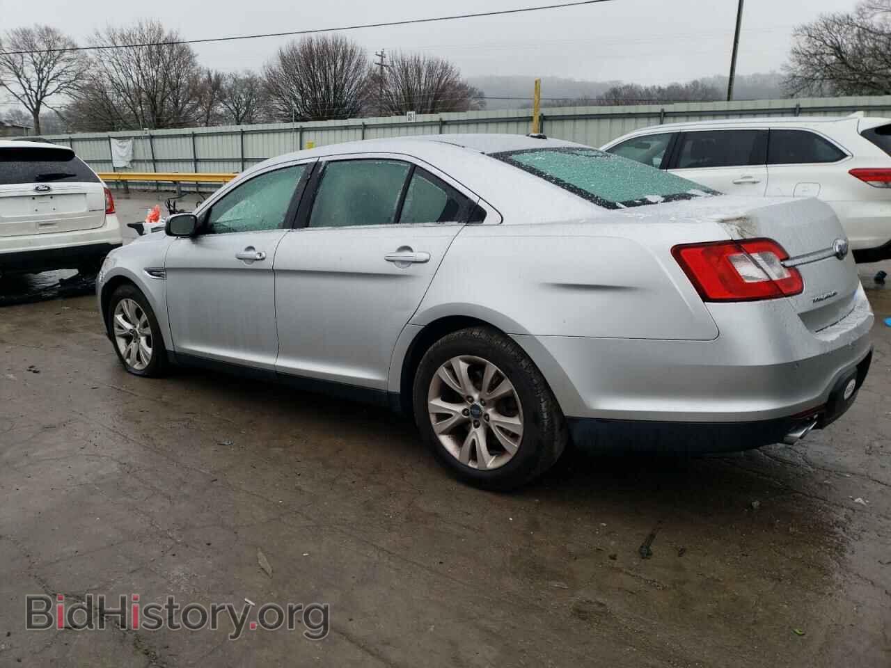 2010 FORD TAURUS - VIN: 1FAHP2EW8AG111188 - Фото 2