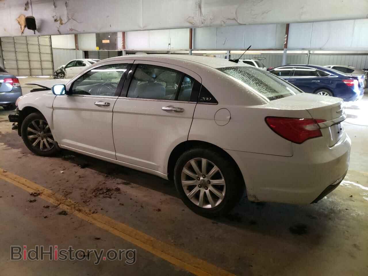 2013 CHRYSLER 200 - VIN: 1C3CCBCG5DN593389 - Photo 2