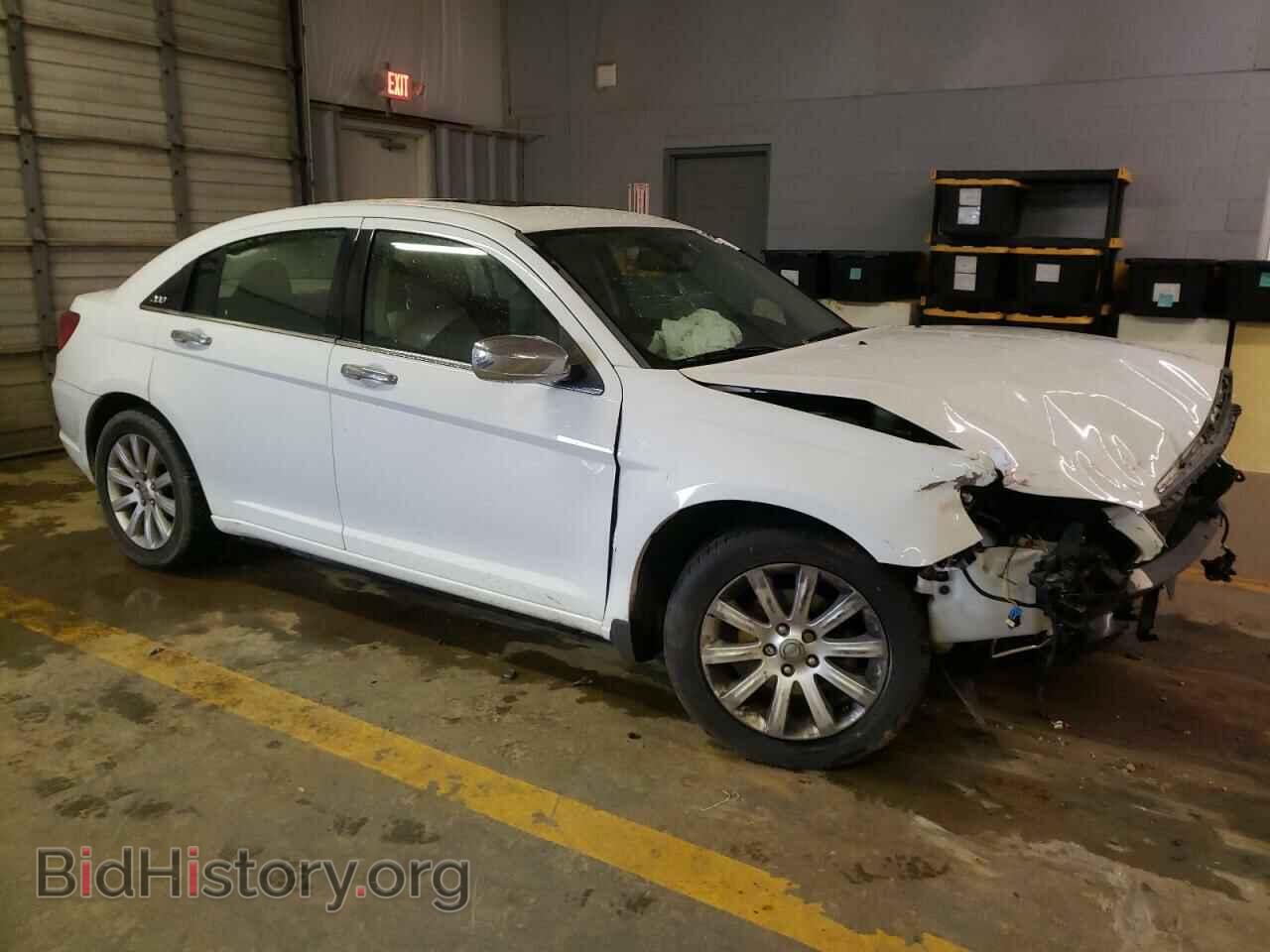 2013 CHRYSLER 200 - VIN: 1C3CCBCG5DN593389 - Photo 4