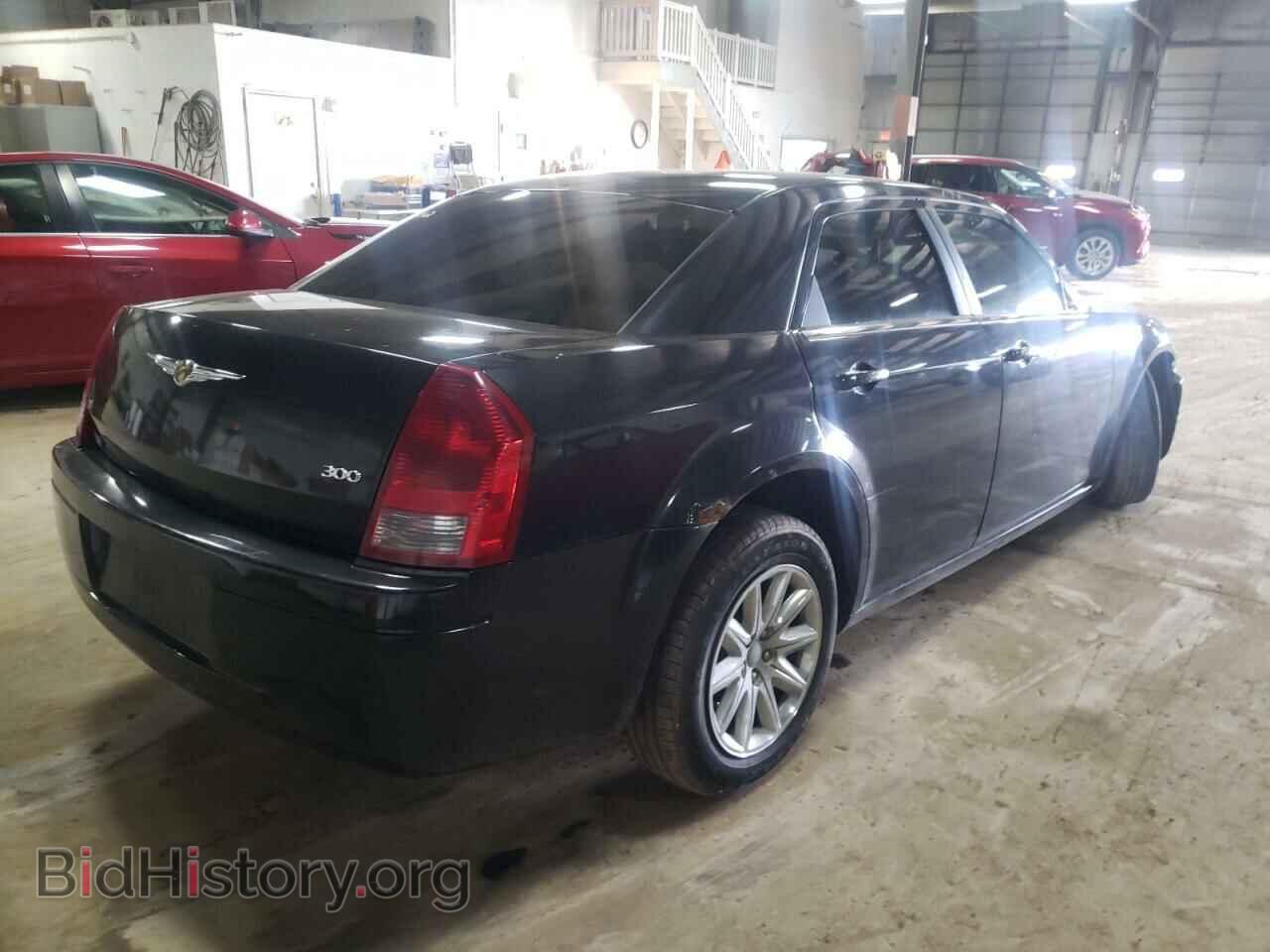 2007 CHRYSLER 300 - VIN: 2C3KA43R77H773470 - Фото 4