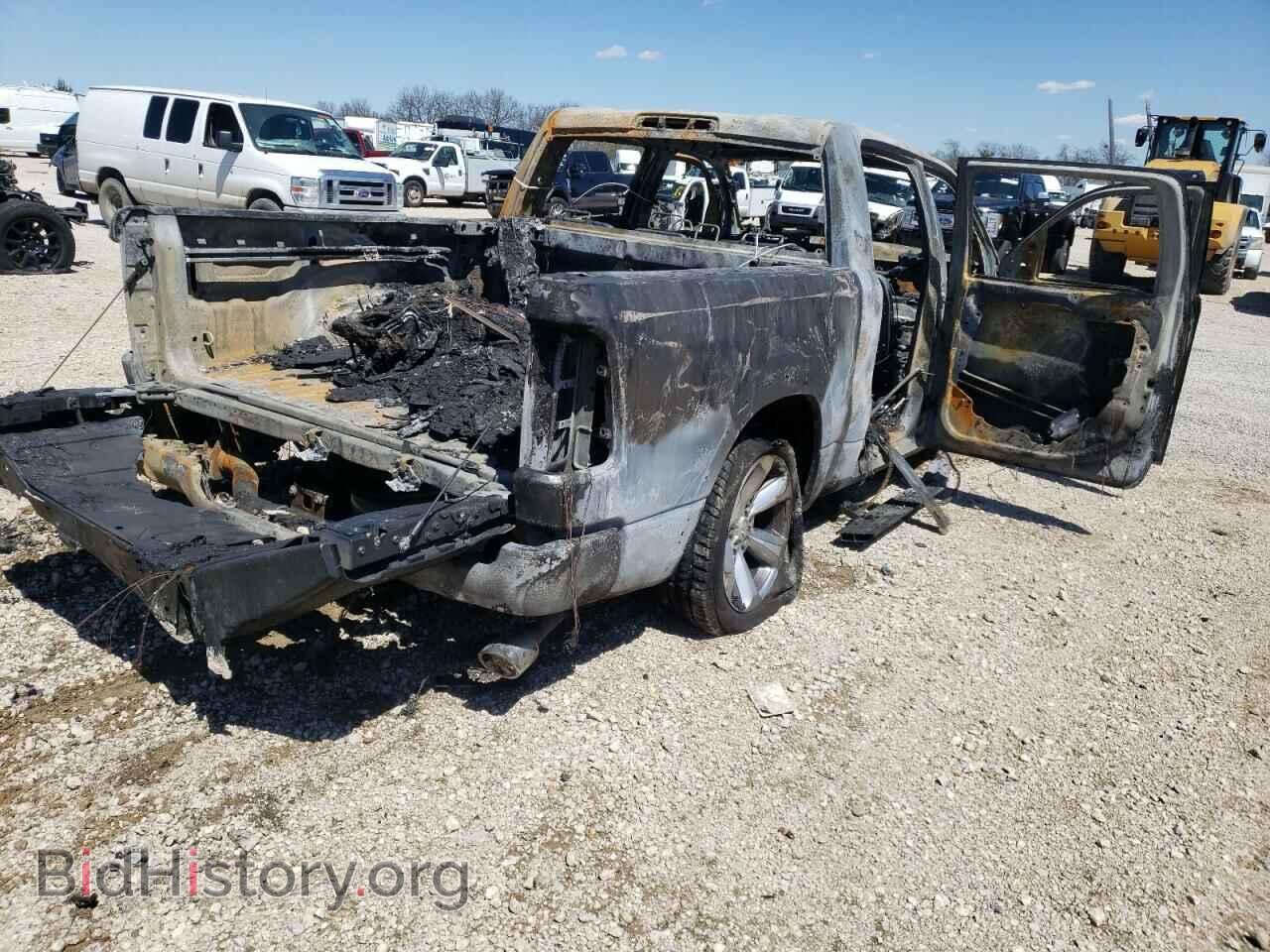 2020 RAM 1500 - VIN: 1C6SRFHM6LN243044 - Photo 4