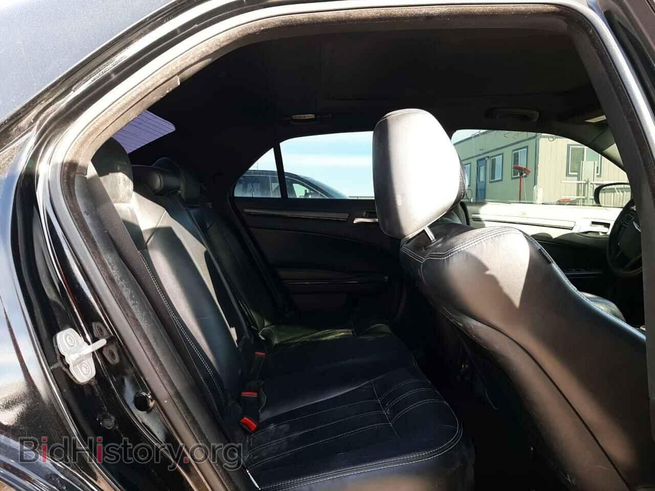 2013 CHRYSLER 300 - VIN: 2C3CCABG9DH668888 - Фото 10