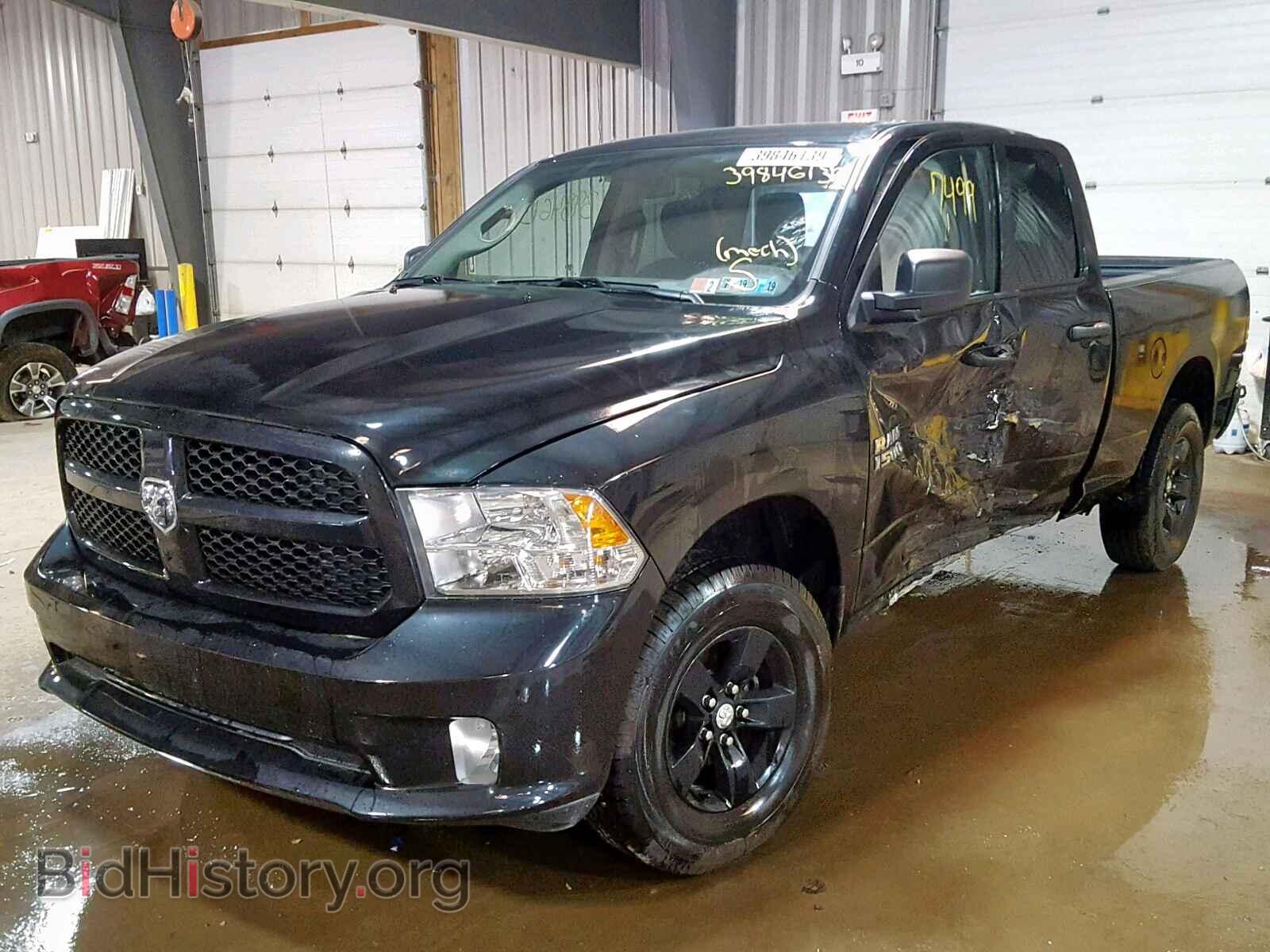 2018 RAM 1500 ST - VIN: 1C6RR7FG2JS344663 - Фото 2