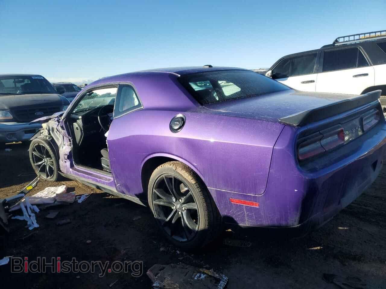 2018 DODGE CHALLENGER - VIN: 2C3CDZAG8JH310092 - Photo 2