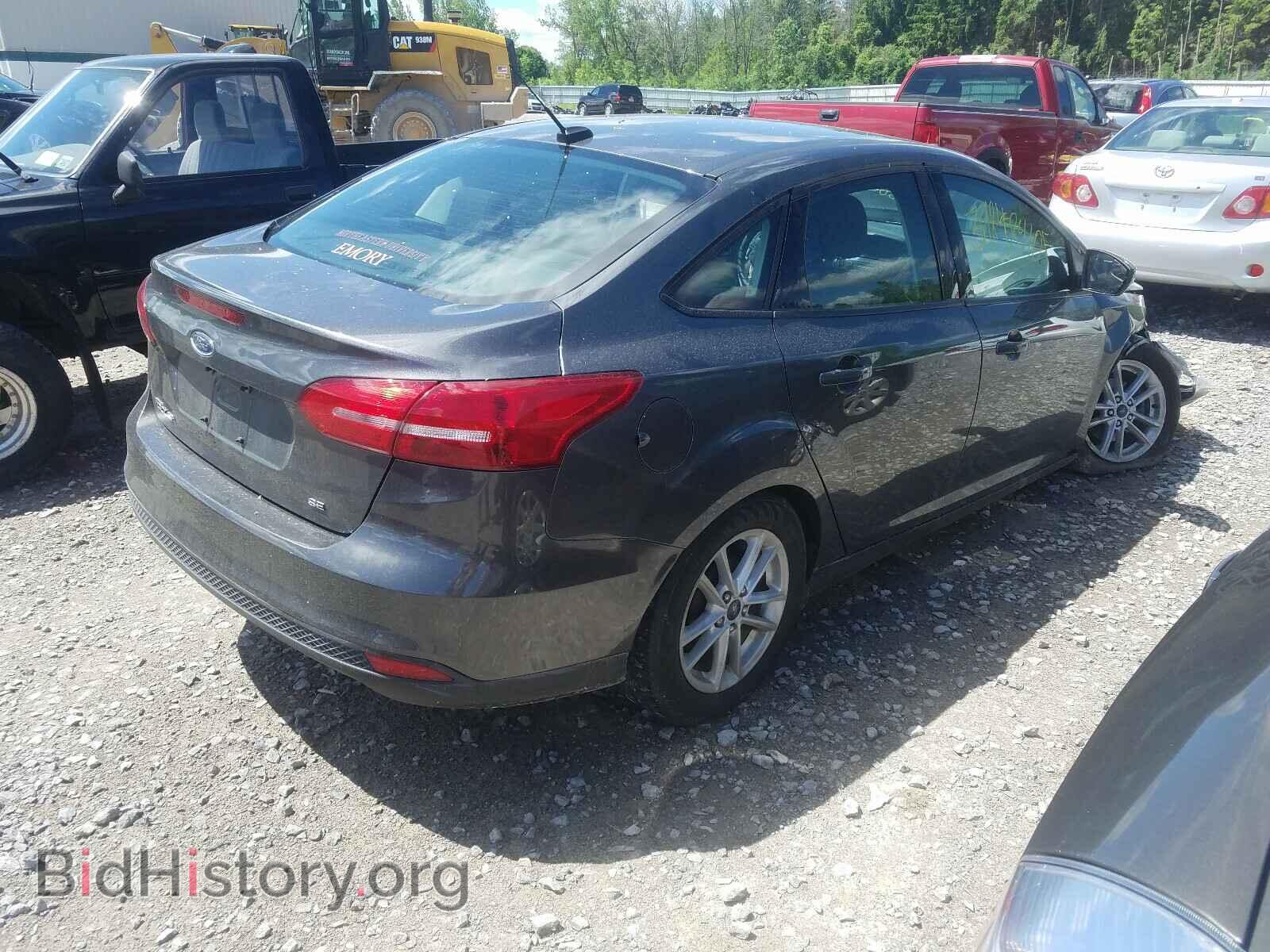 2017 FORD FOCUS - VIN: 1FADP3F25HL203330 - Photo 4