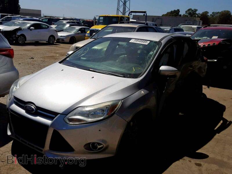 2013 Ford FOCUS SE (VIN 1FADP3K24DL246346) — photo 2 of 10