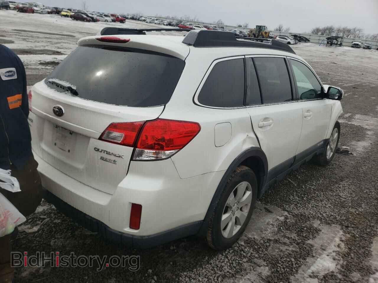 2011 SUBARU OUTBACK - VIN: 4S4BRBCC5B3447095 - Фото 3