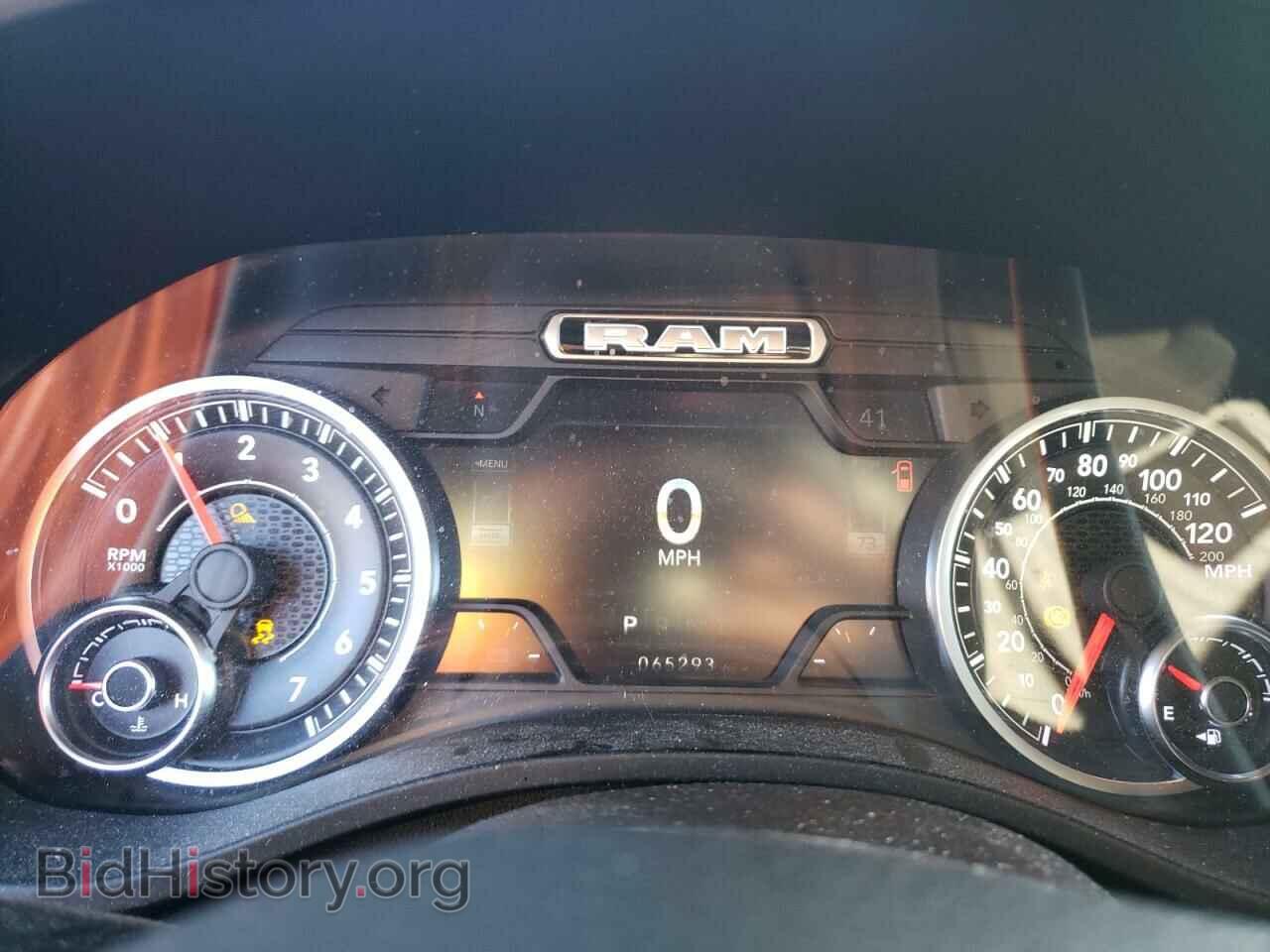2019 RAM 1500 - VIN: 1C6SRFFT6KN539884 - Фото 9