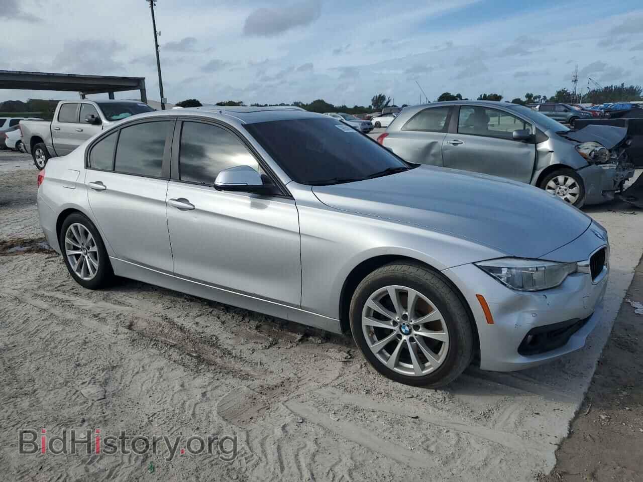2018 BMW 3 SERIES - VIN: WBA8E1G53JNU92181 - Photo 4