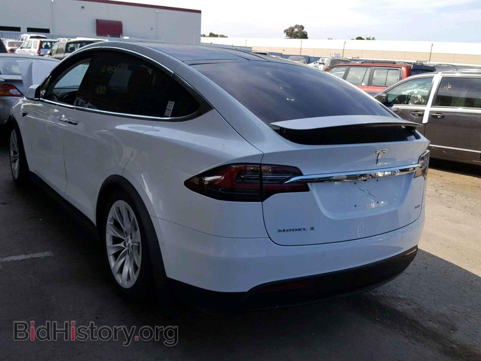 2017 TESLA MODEL X - VIN: 5YJXCDE26HF054777 - Фото 3