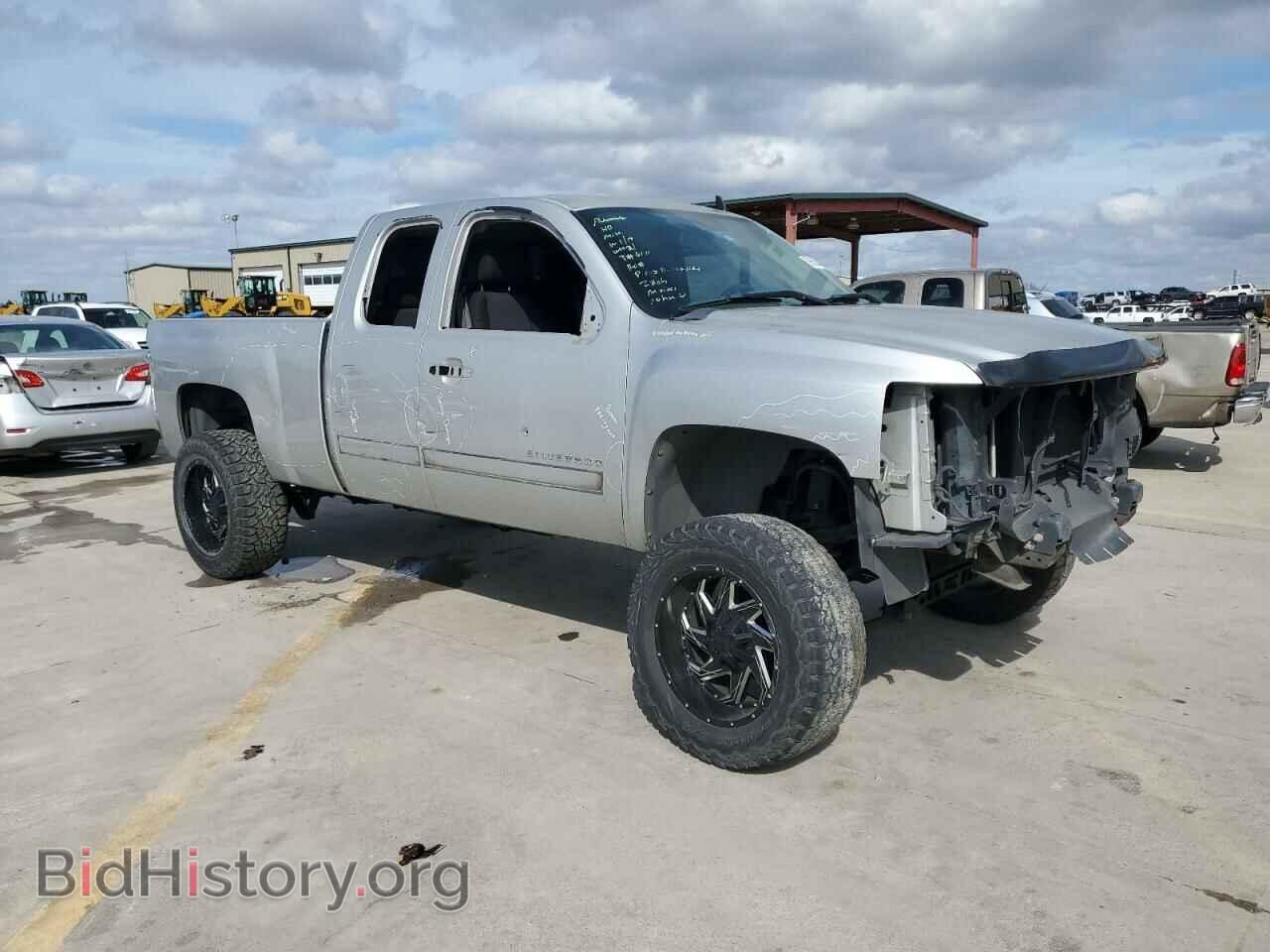 2011 CHEVROLET SILVERADO - VIN: 1GCRCREA1BZ313044 - Фото 4