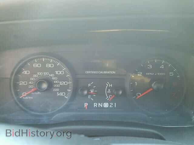 2011 FORD CROWN VIC - VIN: 2FABP7BV4BX100487 - Фото 8