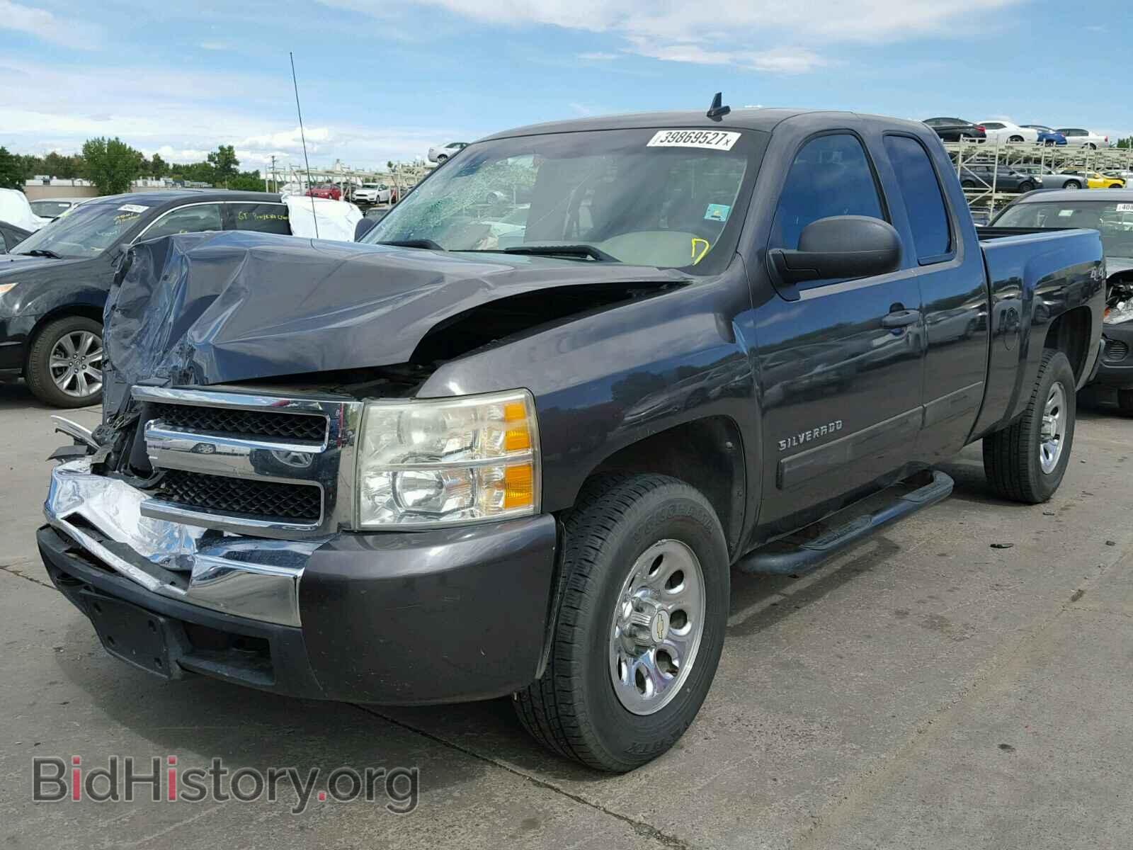 2011 CHEVROLET SILVERADO - VIN: 1GCRKREA1BZ317548 - Фото 2