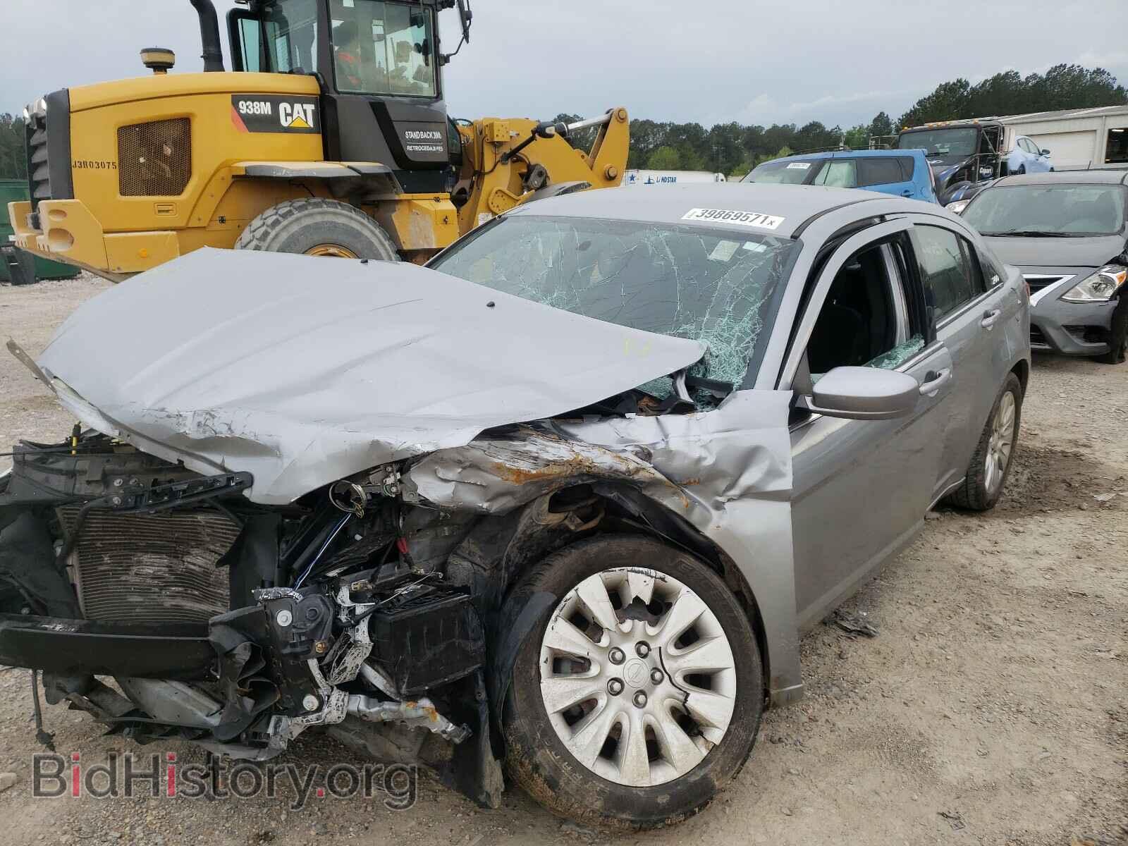 2014 CHRYSLER 200 - VIN: 1C3CCBAB8EN205242 - Photo 2