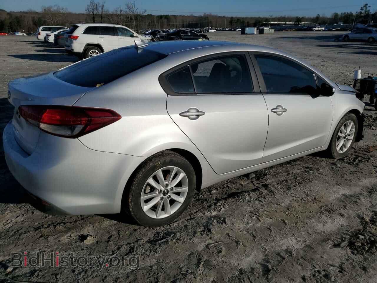 2017 KIA FORTE - VIN: 3KPFL4A7XHE009070 - Фото 3