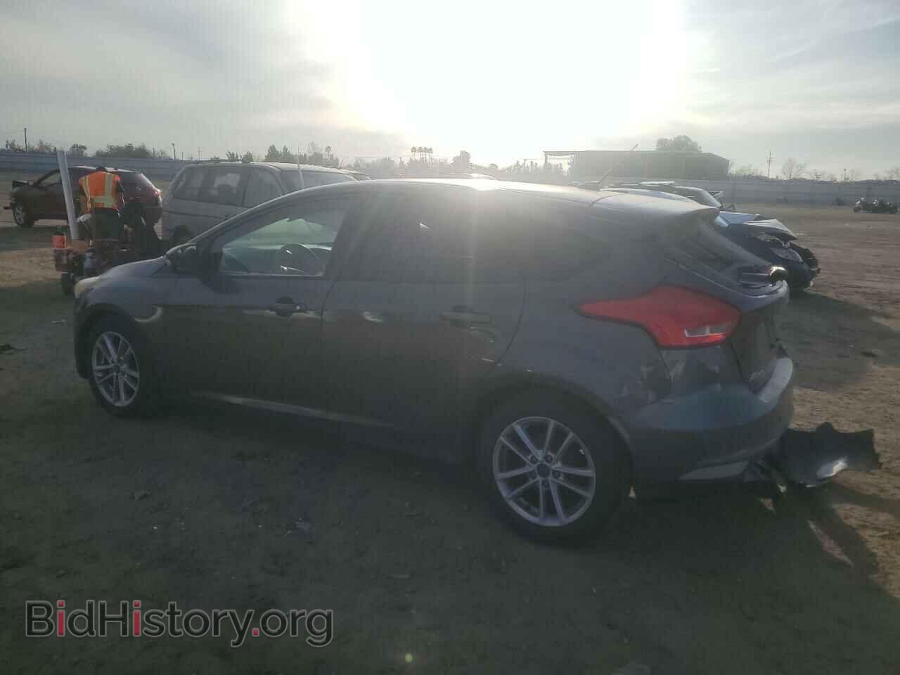 2017 FORD FOCUS - VIN: 1FADP3K21HL290889 - Фото 2