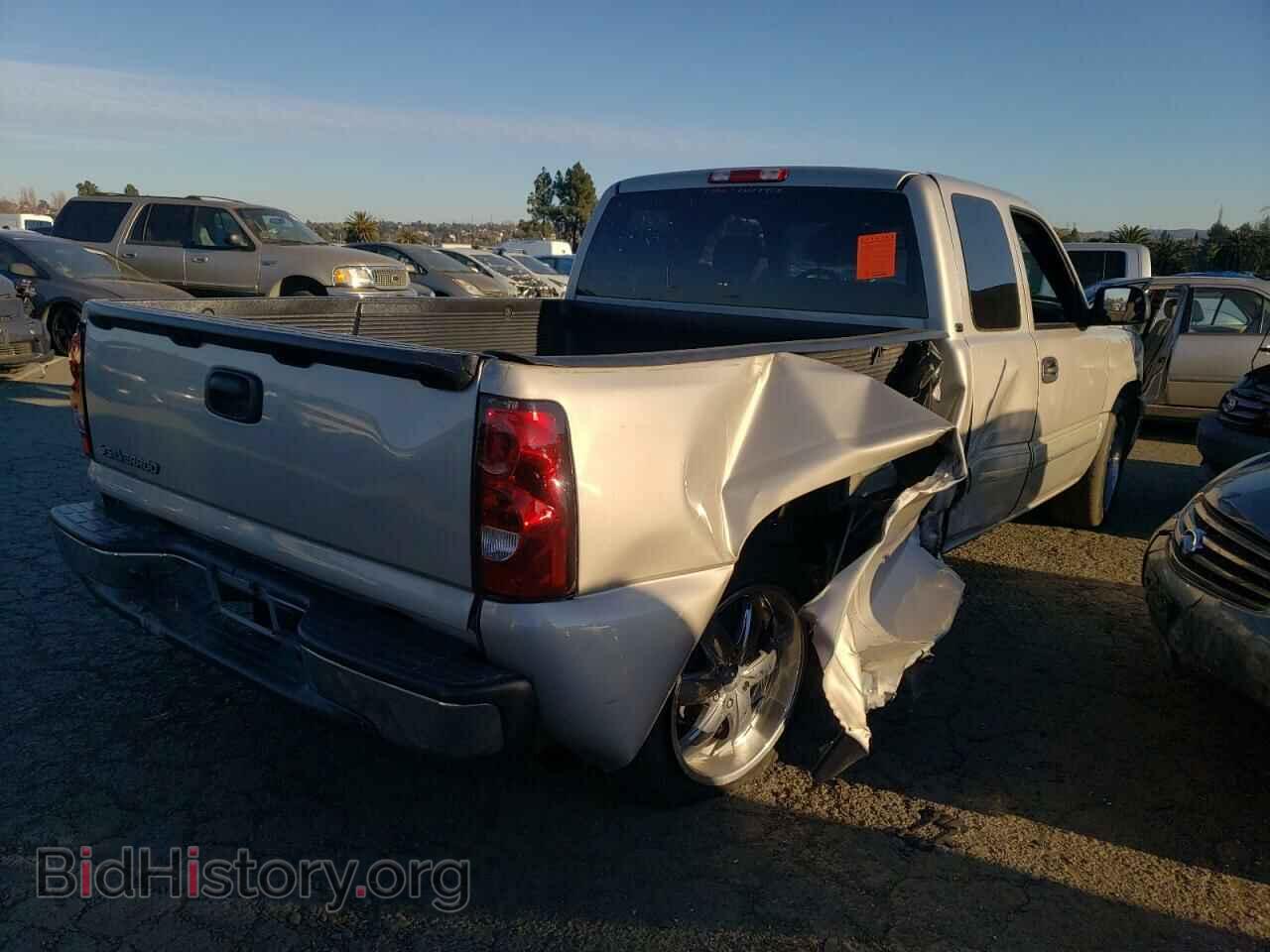 2006 CHEVROLET SILVERADO - VIN: 1GCEC19V96Z218931 - Фото 3