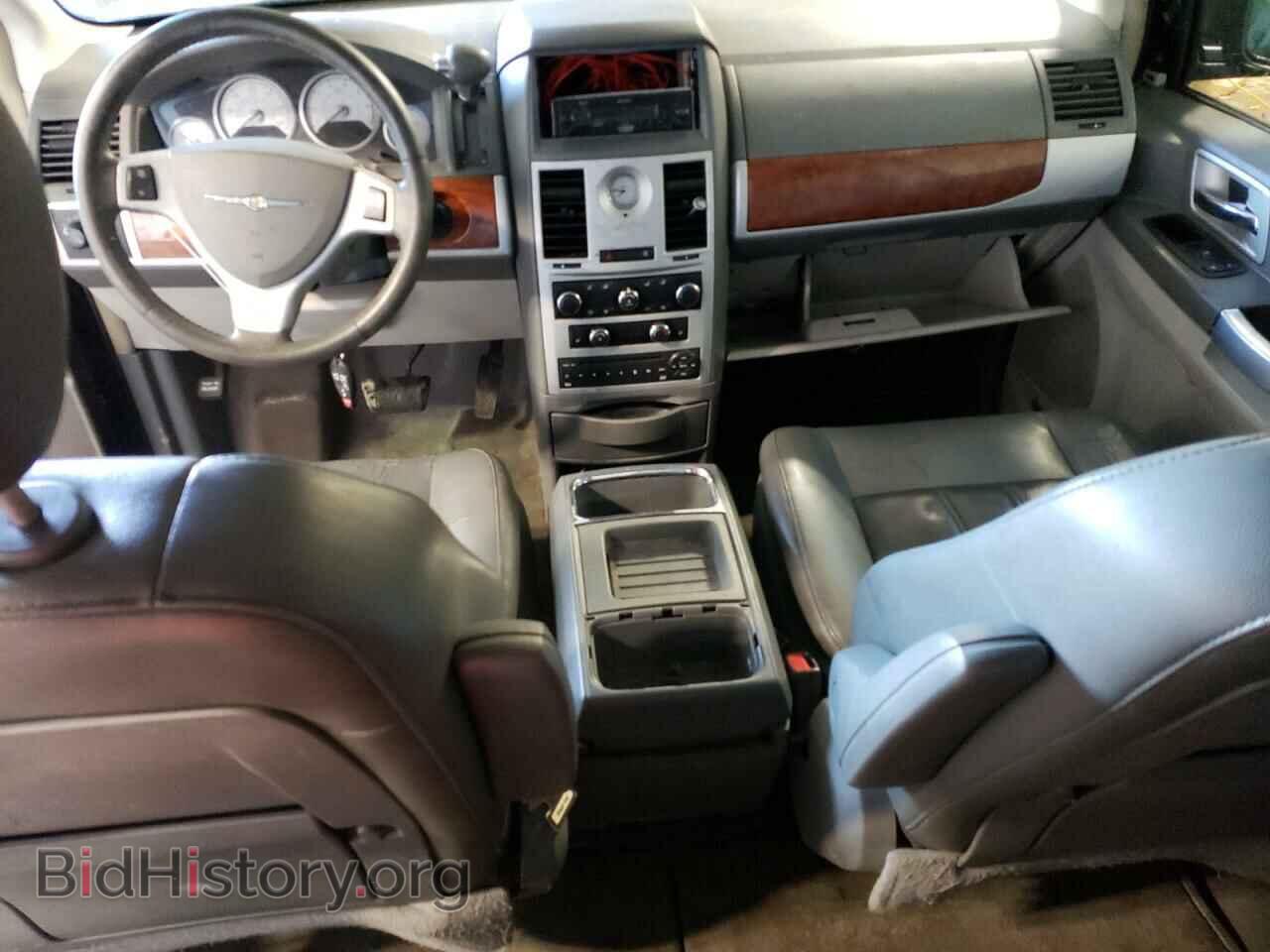 2008 CHRYSLER MINIVAN - VIN: 2A8HR54PX8R825891 - Фото 8