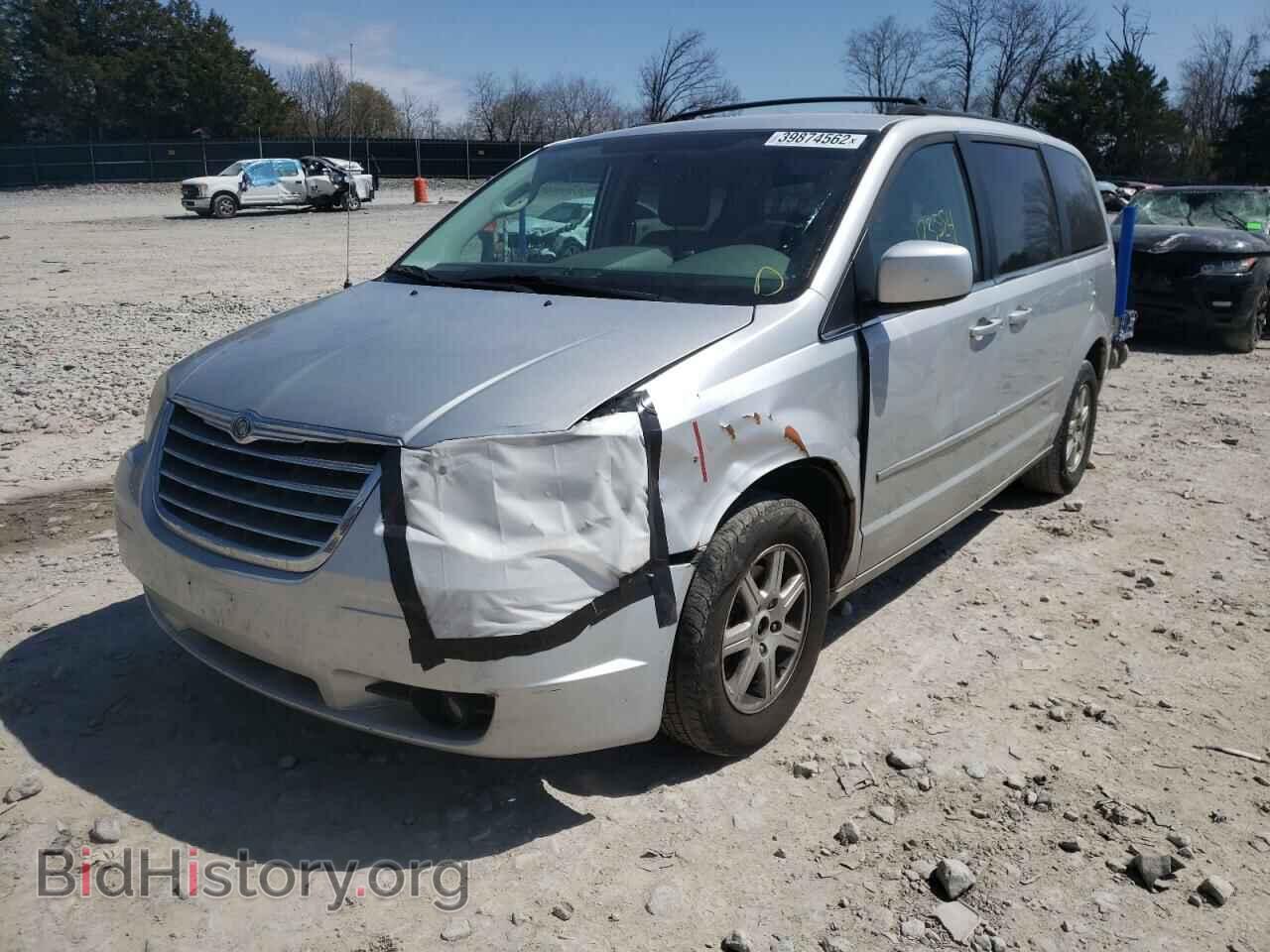 2010 CHRYSLER MINIVAN - VIN: 2A4RR5D17AR350580 - Фото 2