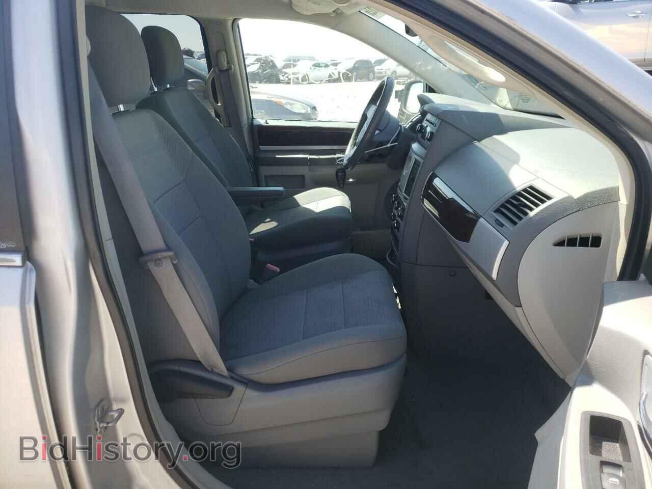 2010 CHRYSLER MINIVAN - VIN: 2A4RR5D17AR350580 - Фото 5