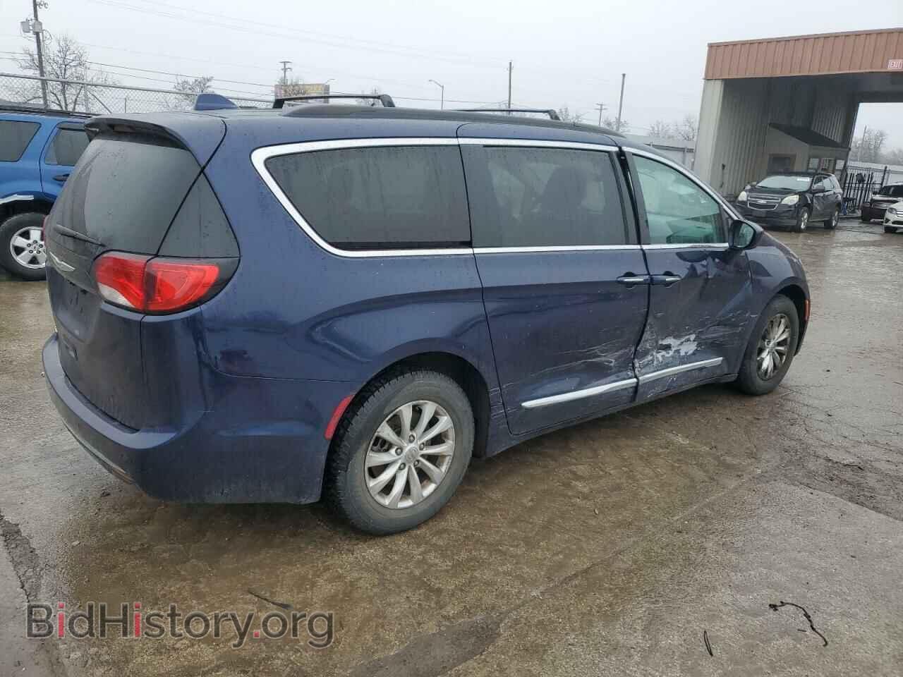2017 CHRYSLER PACIFICA - VIN: 2C4RC1BGXHR569146 - Фото 3