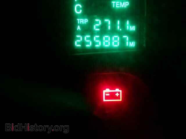 2000 CADILLAC DEVILLE - VIN: 1G6KD54Y9YU261273 - Photo 8