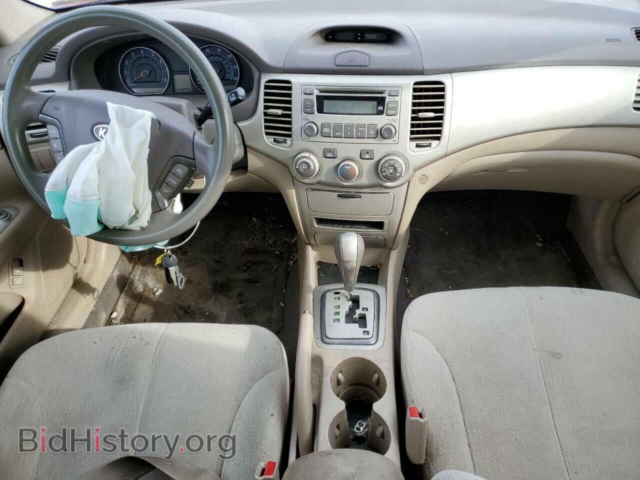 2008 KIA OPTIMA - VIN: KNAGE123385216966 - Фото 8
