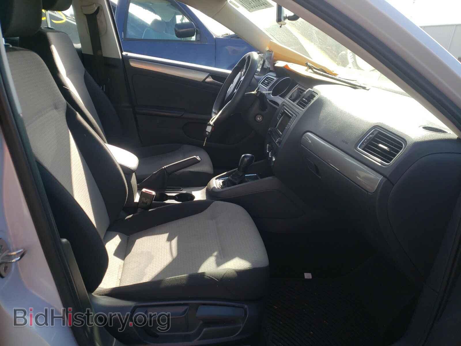 2017 VOLKSWAGEN JETTA - VIN: 3VW2B7AJ2HM335656 - Фото 5