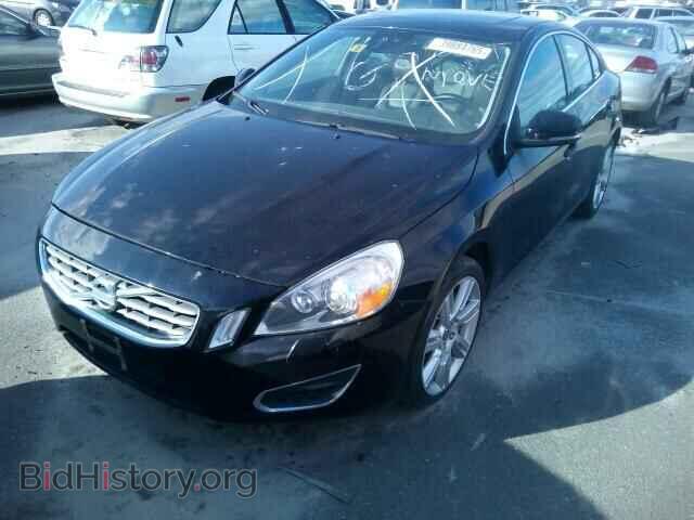 2011 VOLVO S60 - VIN: YV1902FH1B2018587 - Фото 2