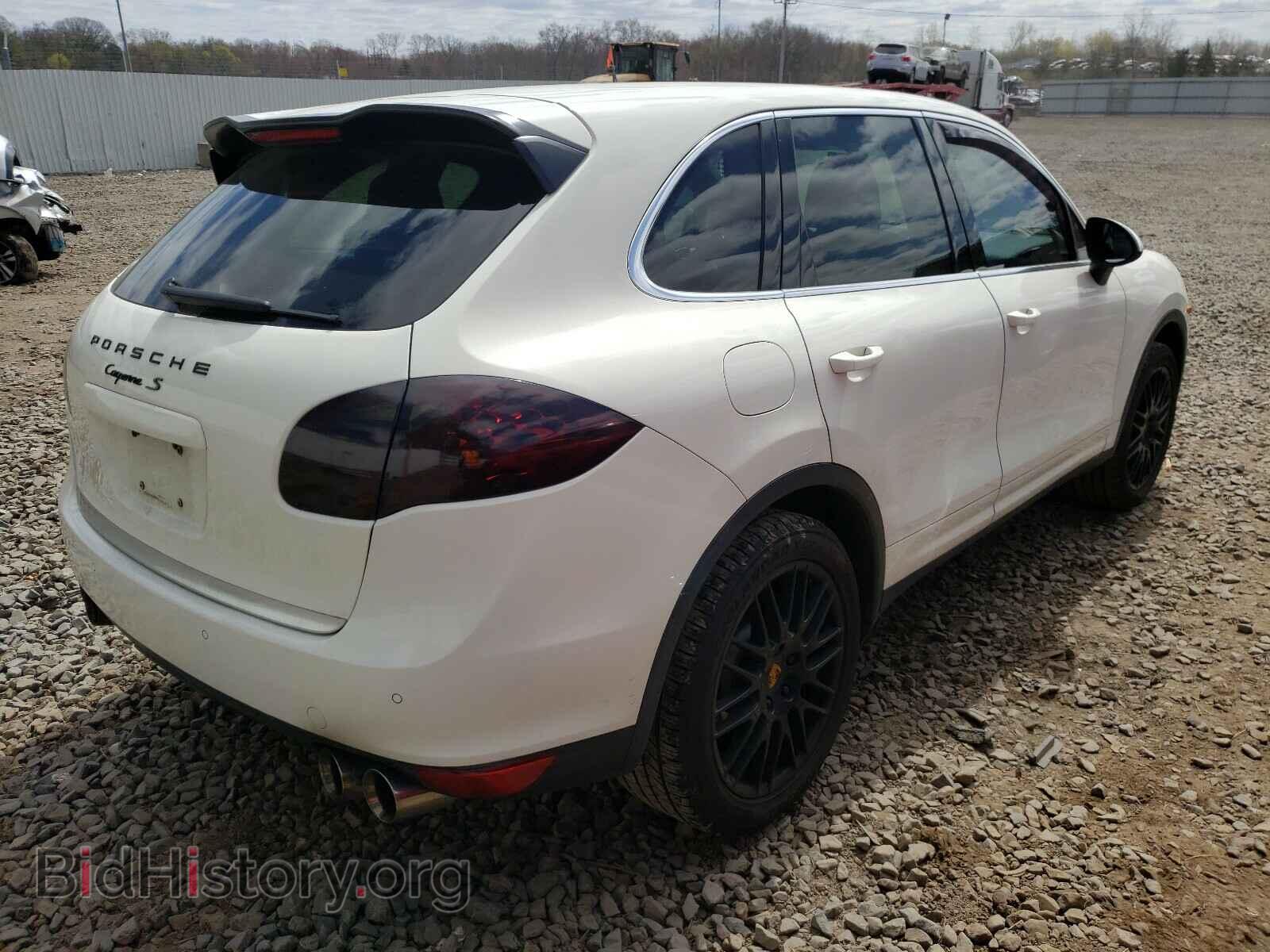 2011 PORSCHE CAYENNE - VIN: WP1AB2A27BLA55233 - Photo 4