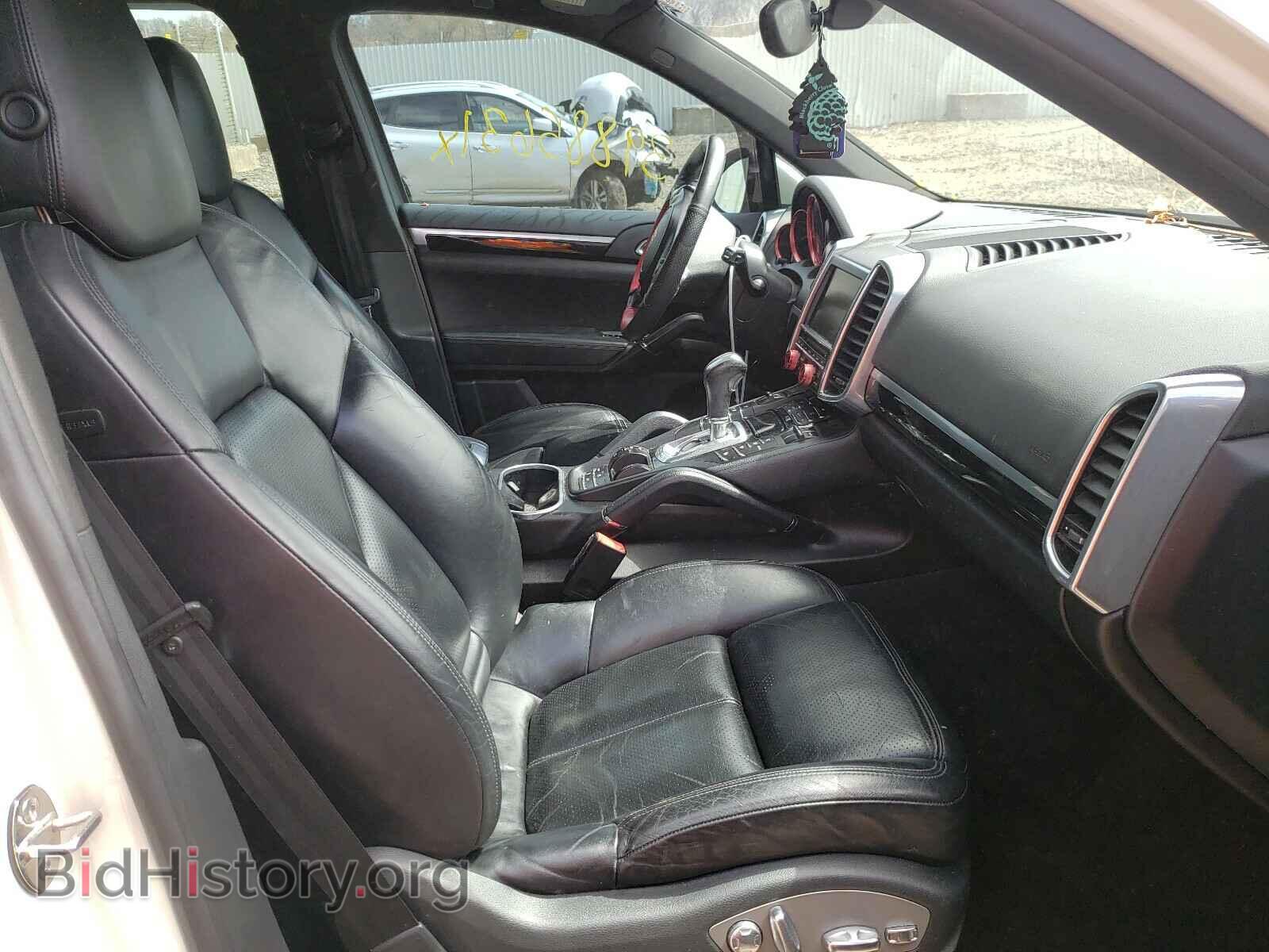 2011 PORSCHE CAYENNE - VIN: WP1AB2A27BLA55233 - Photo 5