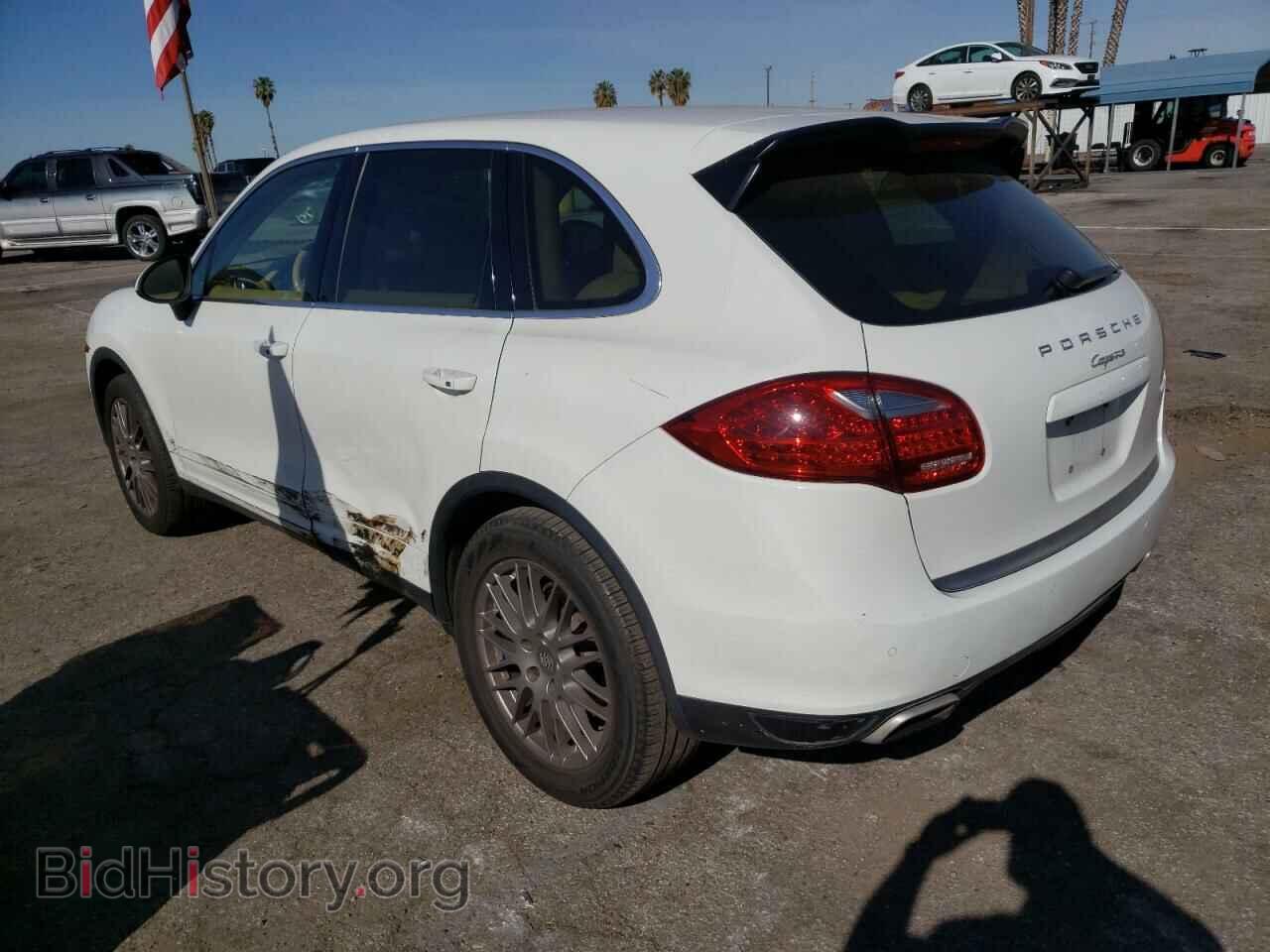 2013 PORSCHE CAYENNE - VIN: WP1AA2A25DLA07753 - Фото 2
