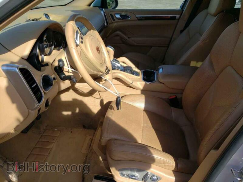 2013 Porsche CAYENNE (VIN WP1AA2A25DLA07753) — photo 7 of 13