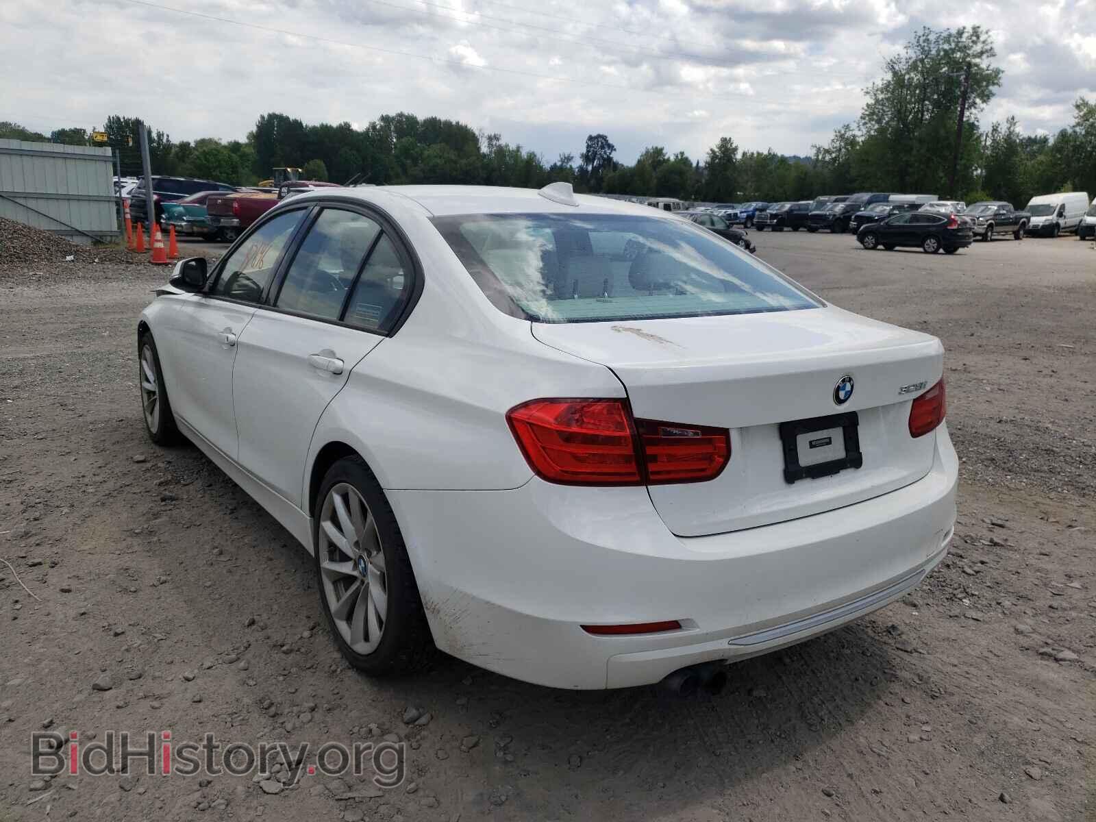 2012 BMW 3 SERIES - VIN: WBA3A5C56CF345823 - Фото 3