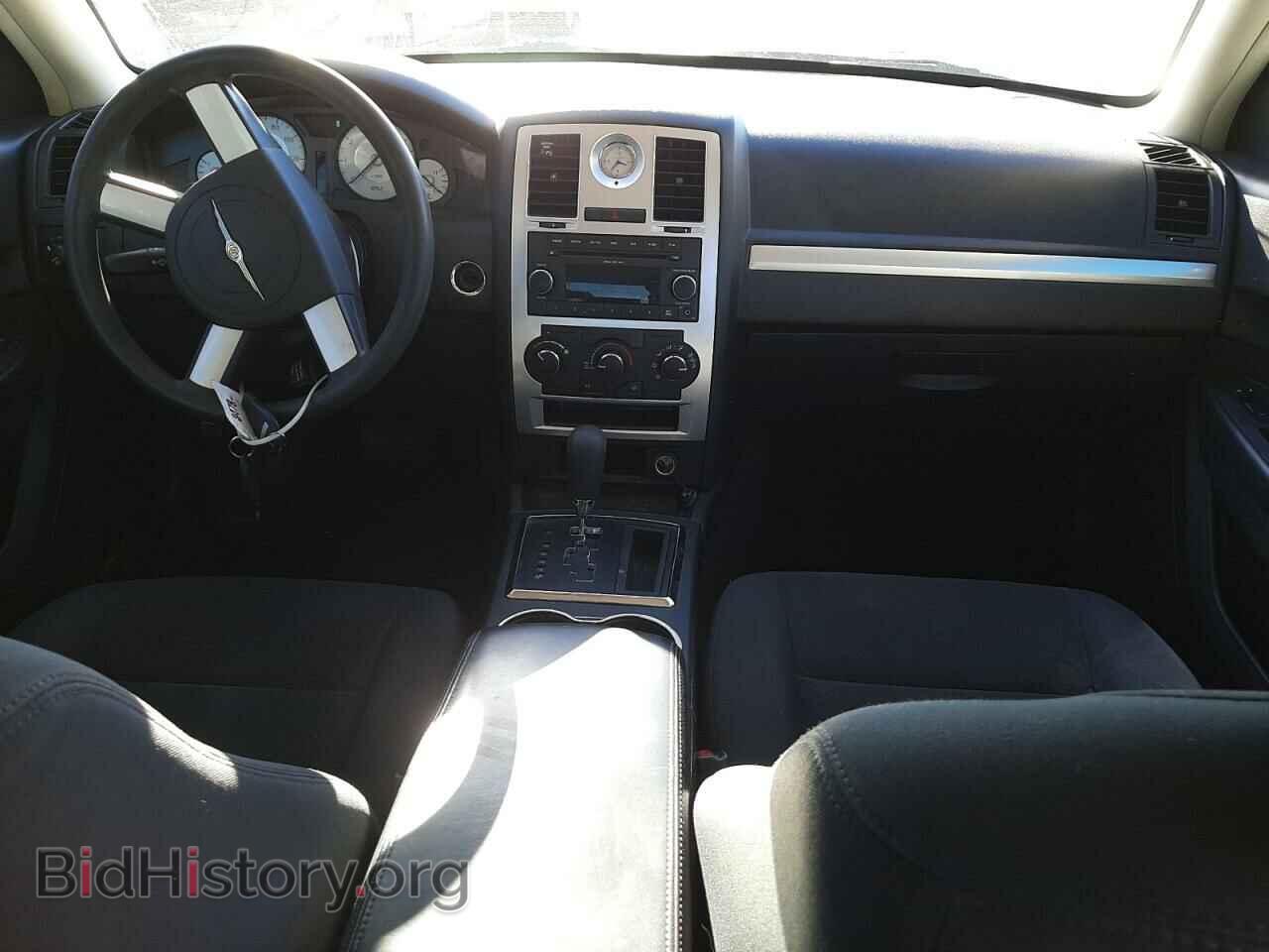 2010 CHRYSLER 300 - VIN: 2C3CA4CD9AH132272 - Фото 9