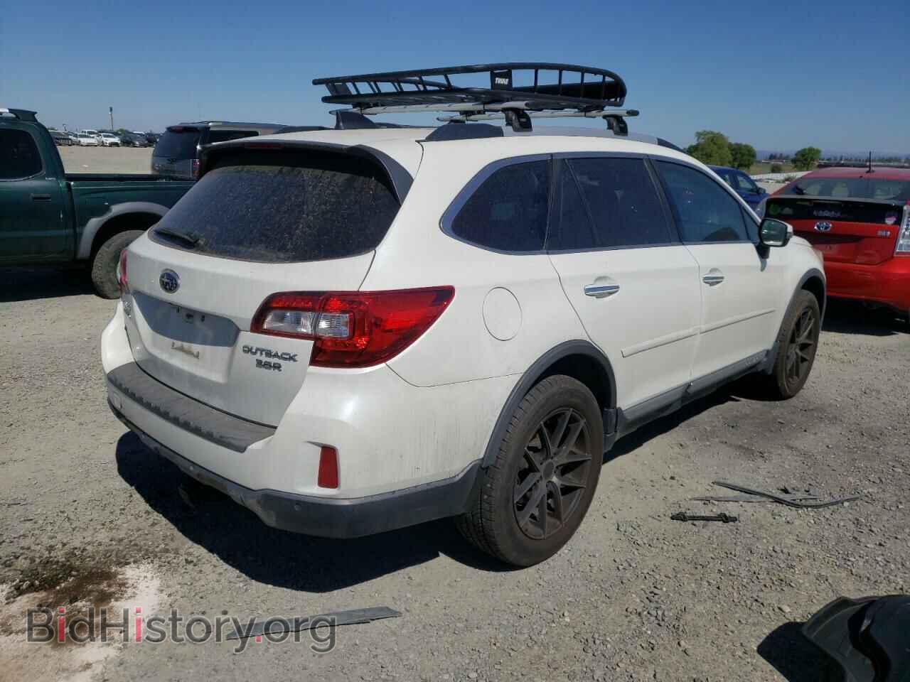 2017 SUBARU OUTBACK - VIN: 4S4BSETCXH3327954 - Фото 4