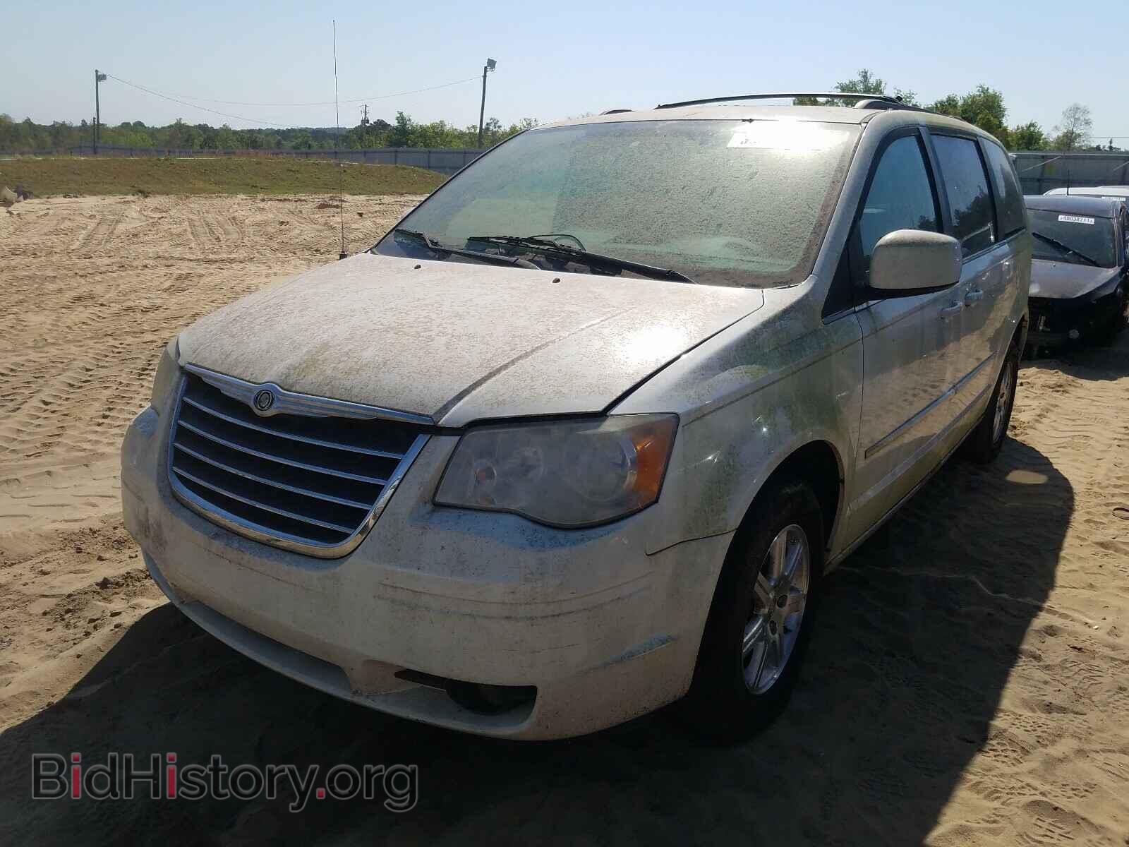 2008 CHRYSLER MINIVAN - VIN: 2A8HR54P68R635084 - Фото 2