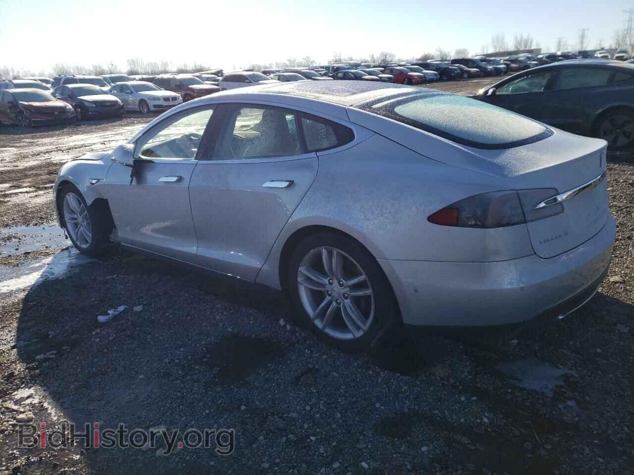 2015 TESLA MODEL S - VIN: 5YJSA1E28FF114618 - Photo 2